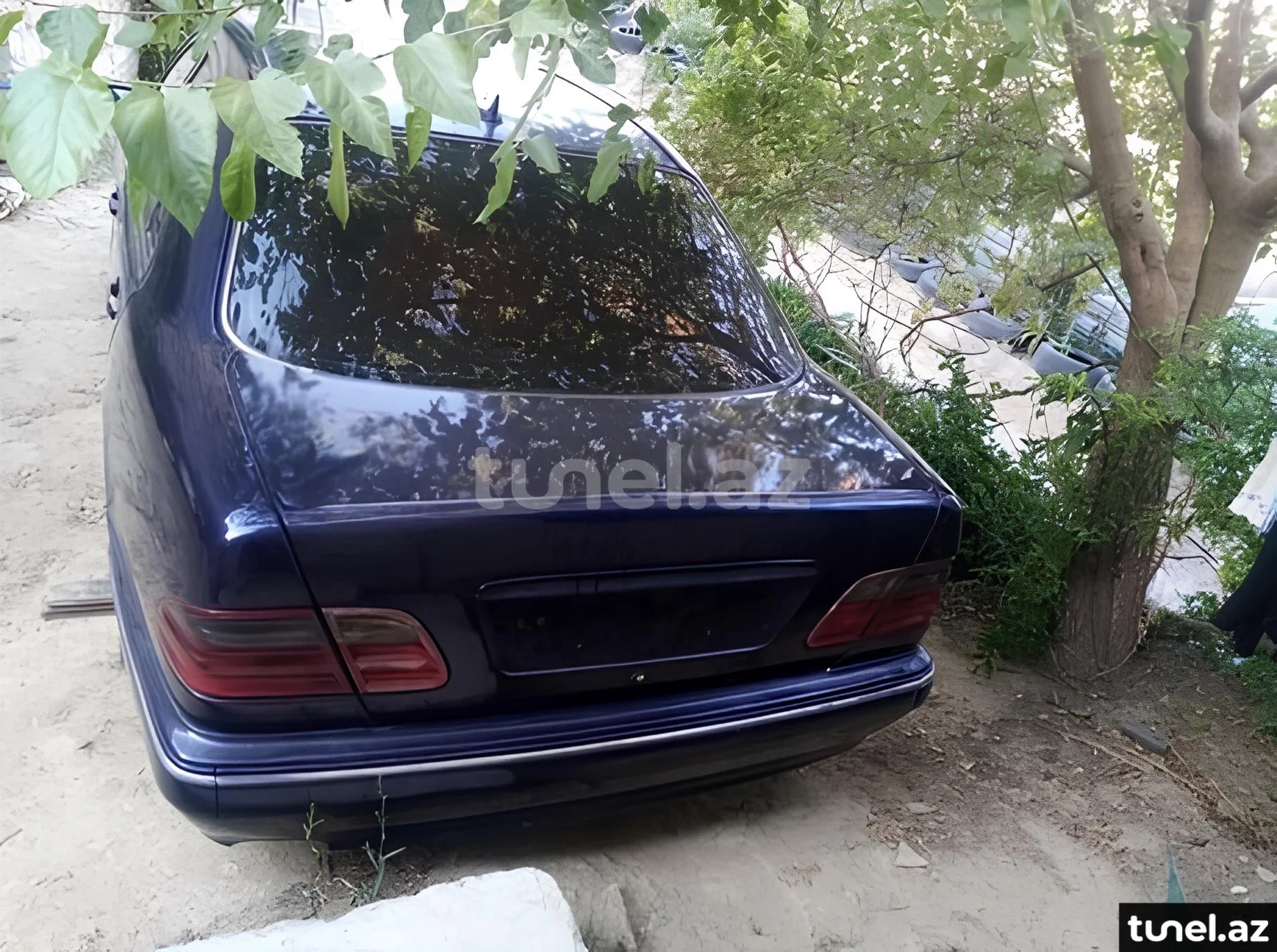 Mercedes E 220 2000