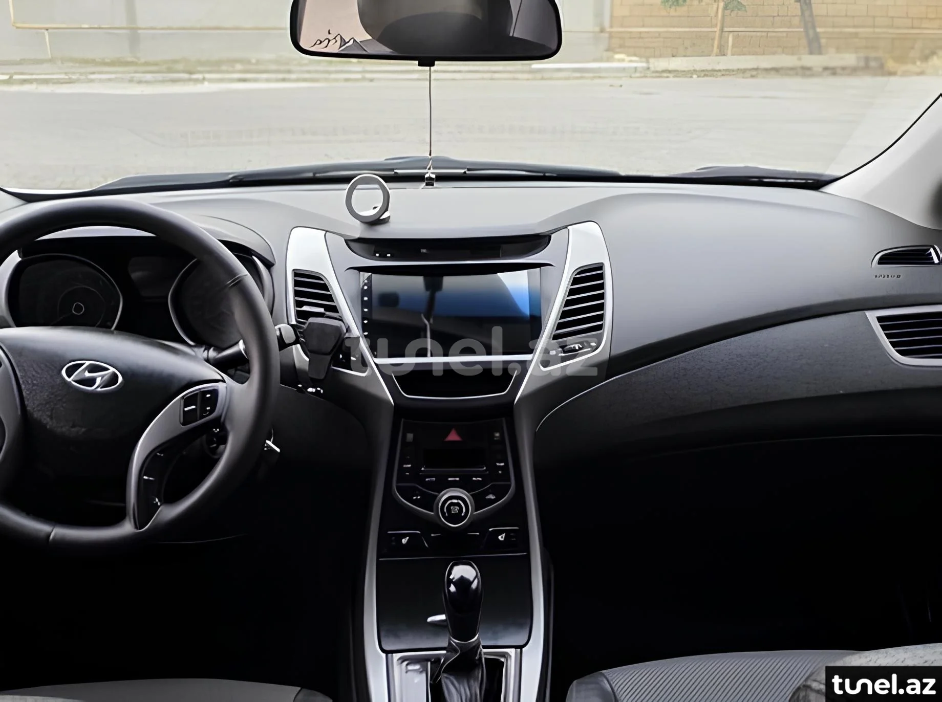 Hyundai Avante 2013