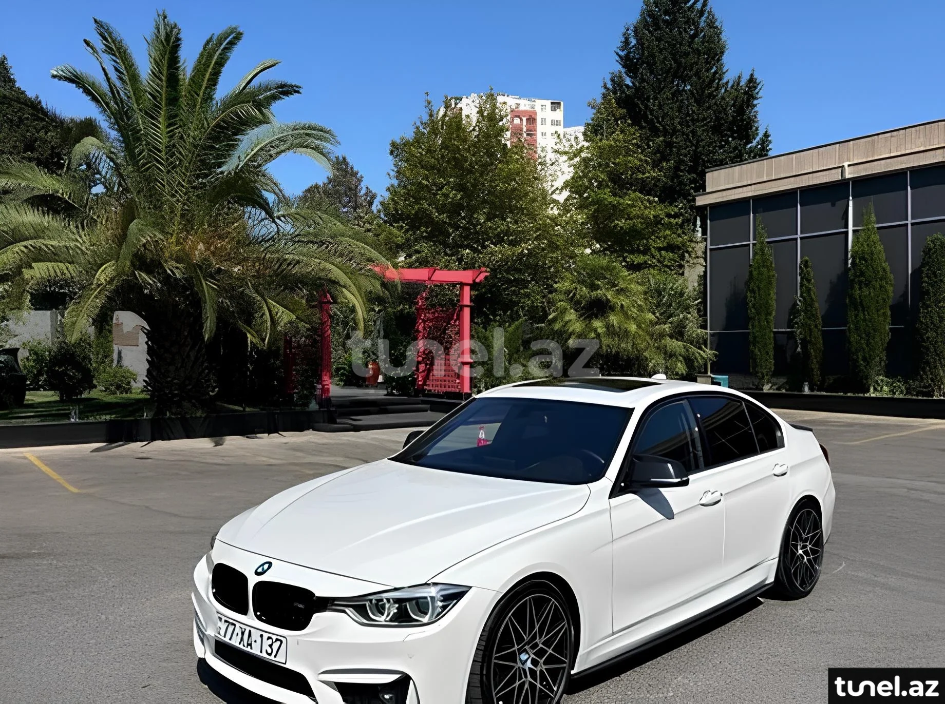 BMW 328 2016