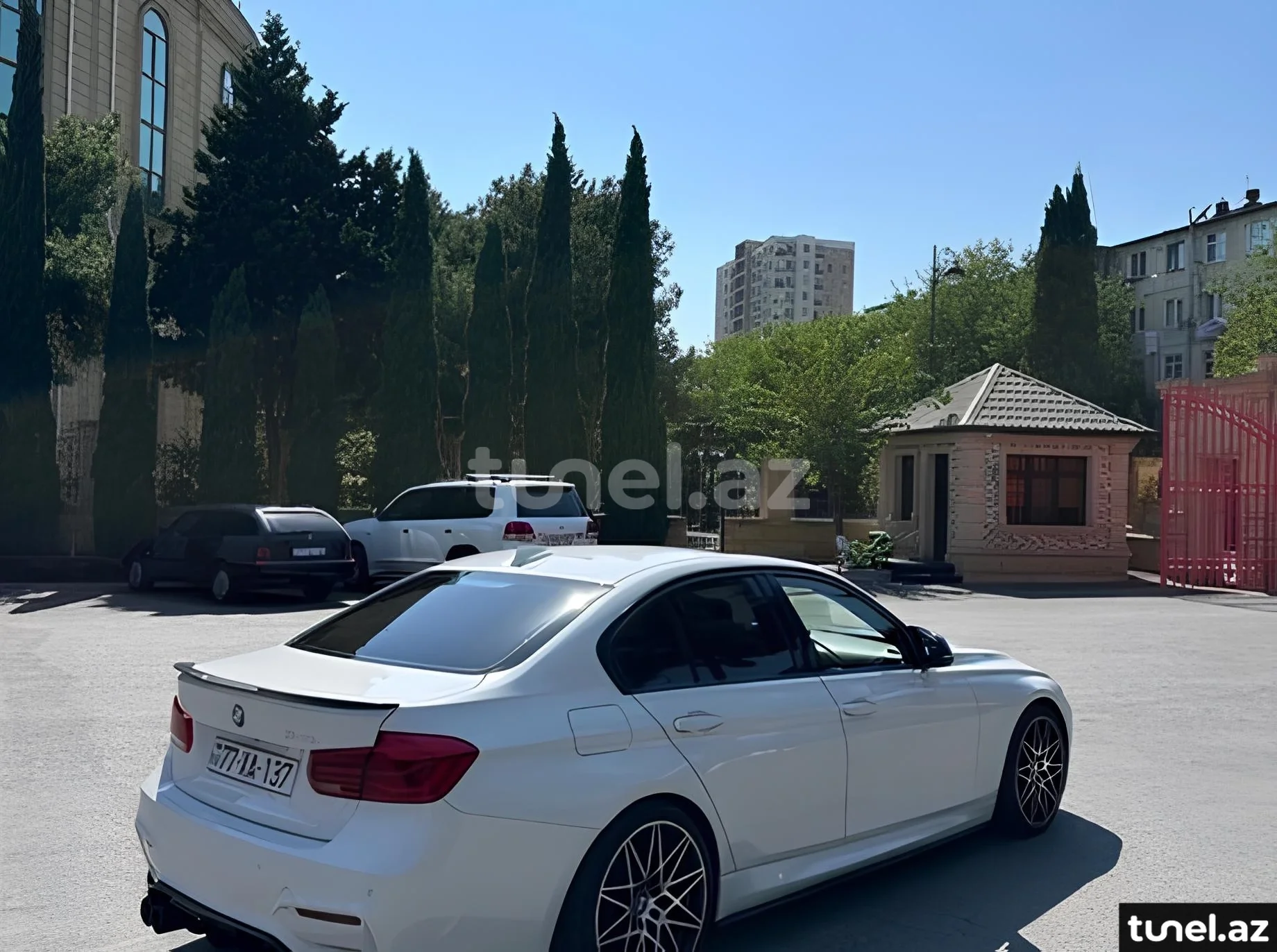 BMW 328 2016