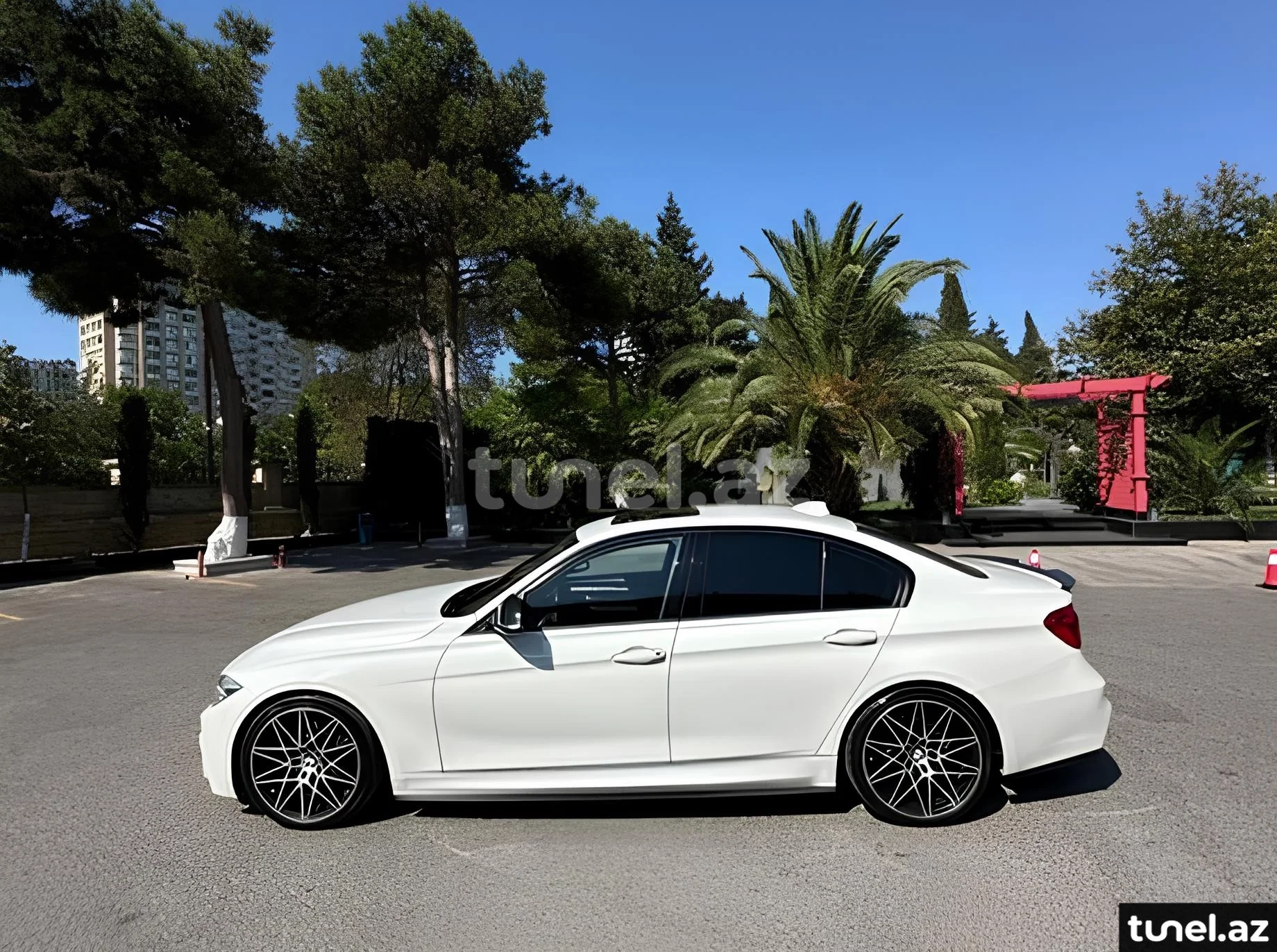 BMW 328 2016