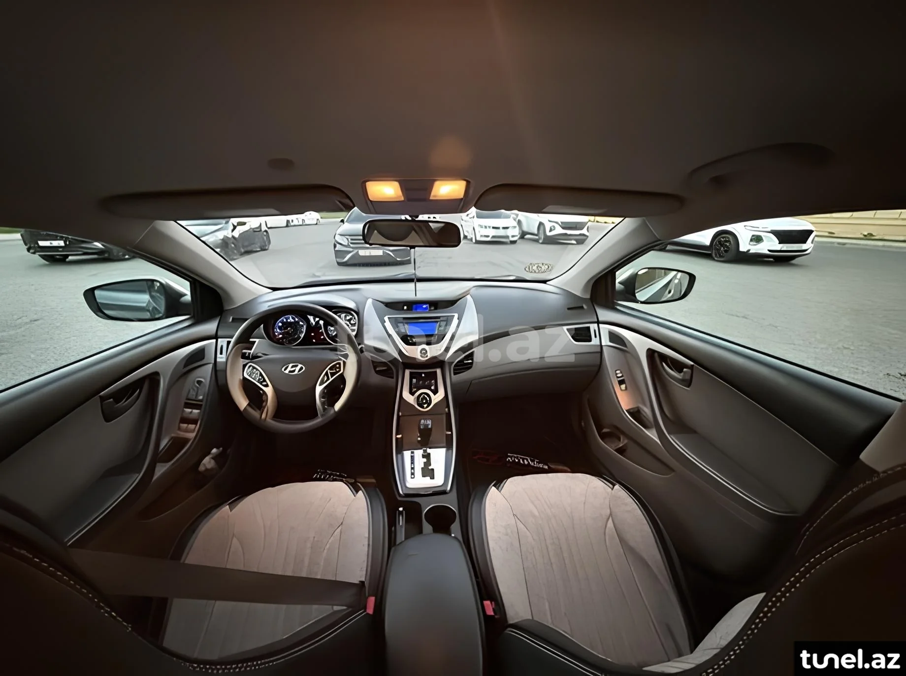 Hyundai Elantra 2011