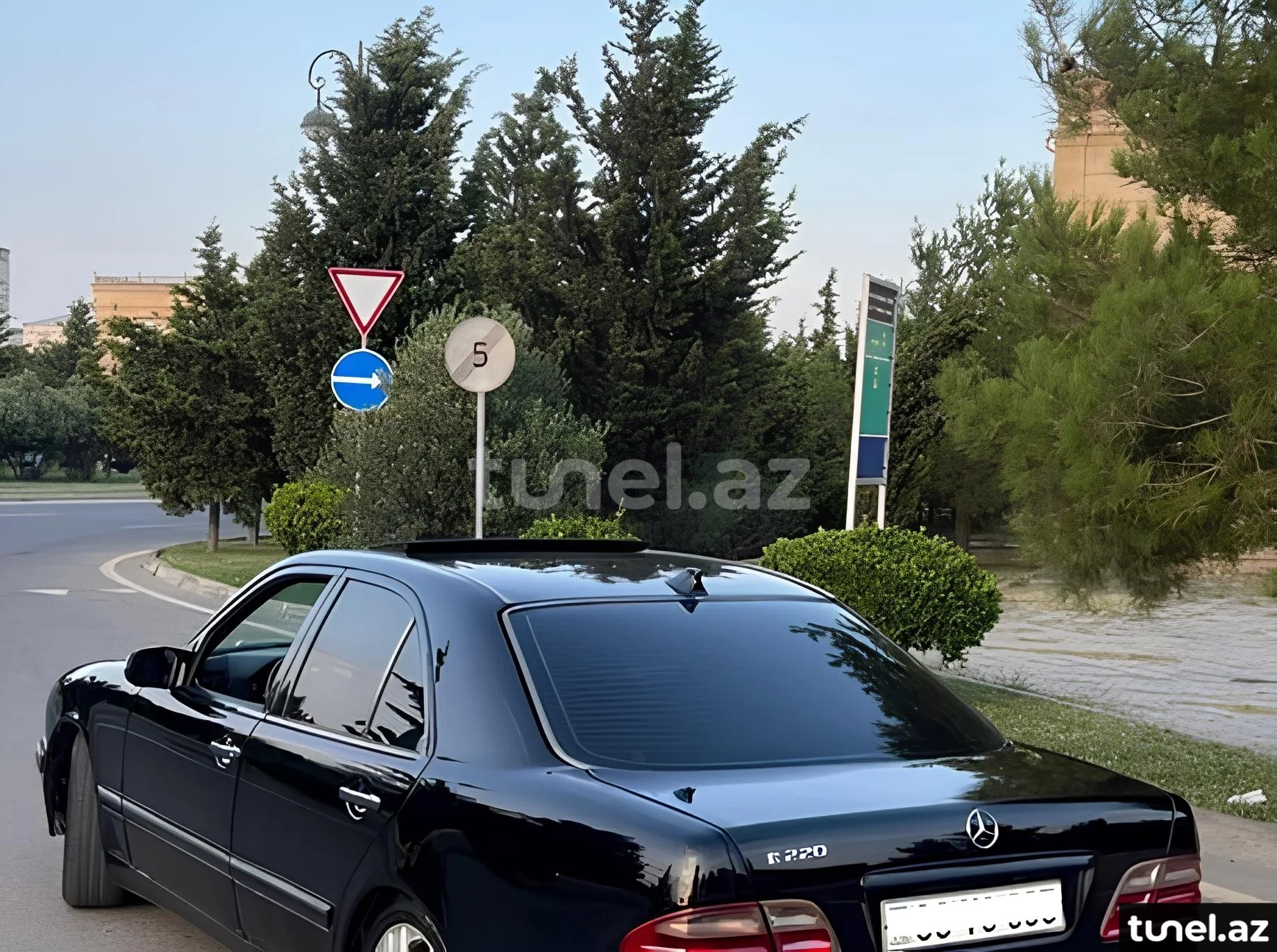 Mercedes E 220 1997