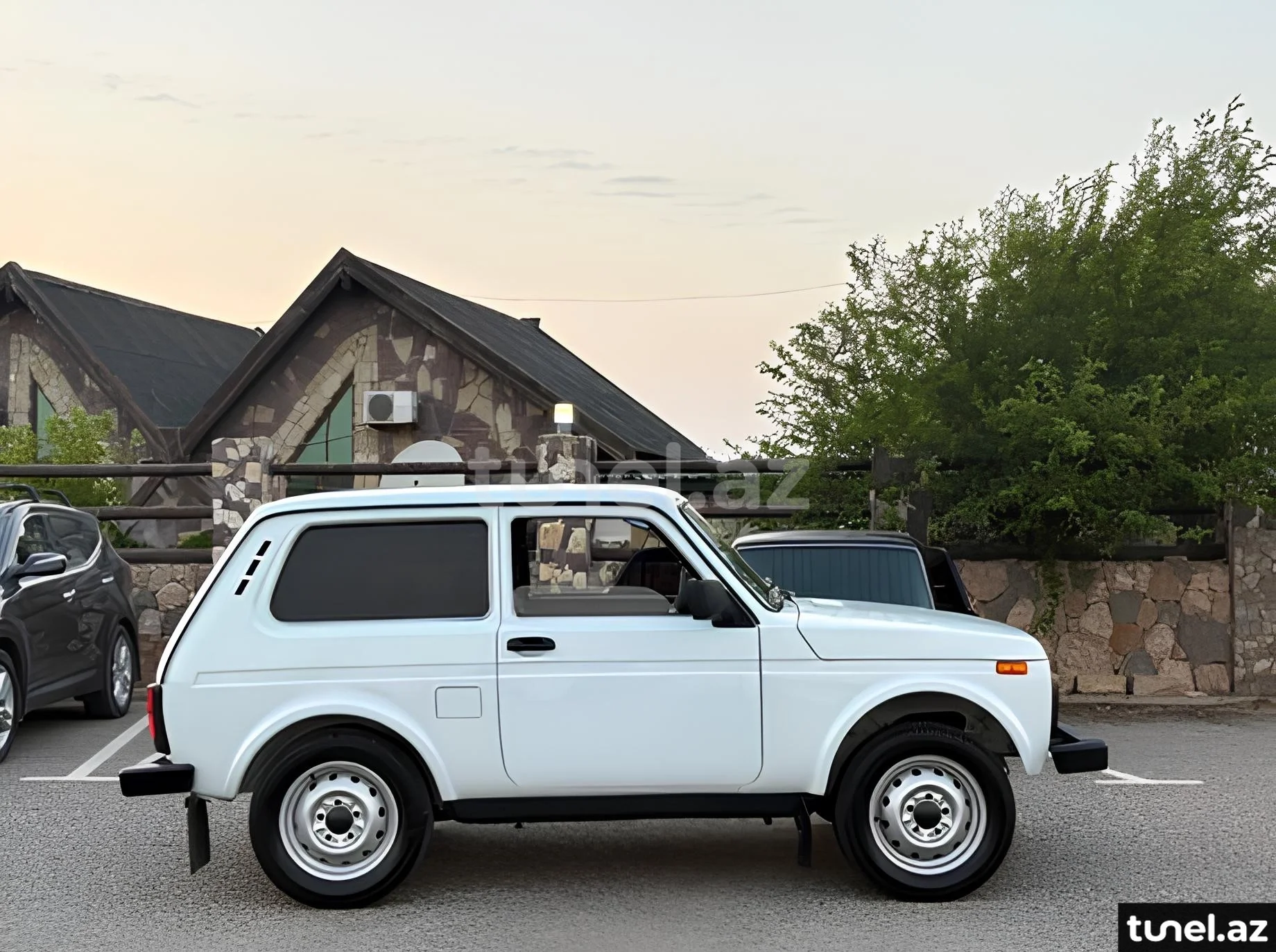 LADA (VAZ) Niva 2014