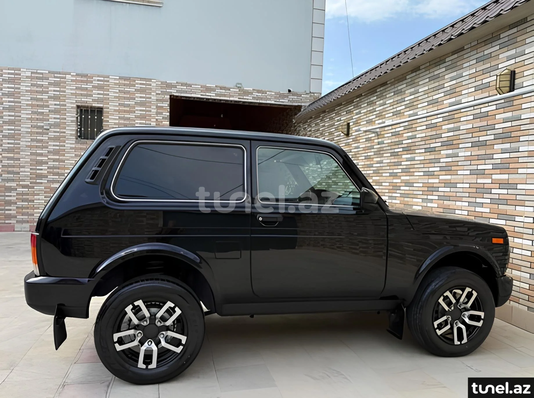 LADA (VAZ) Niva 2018