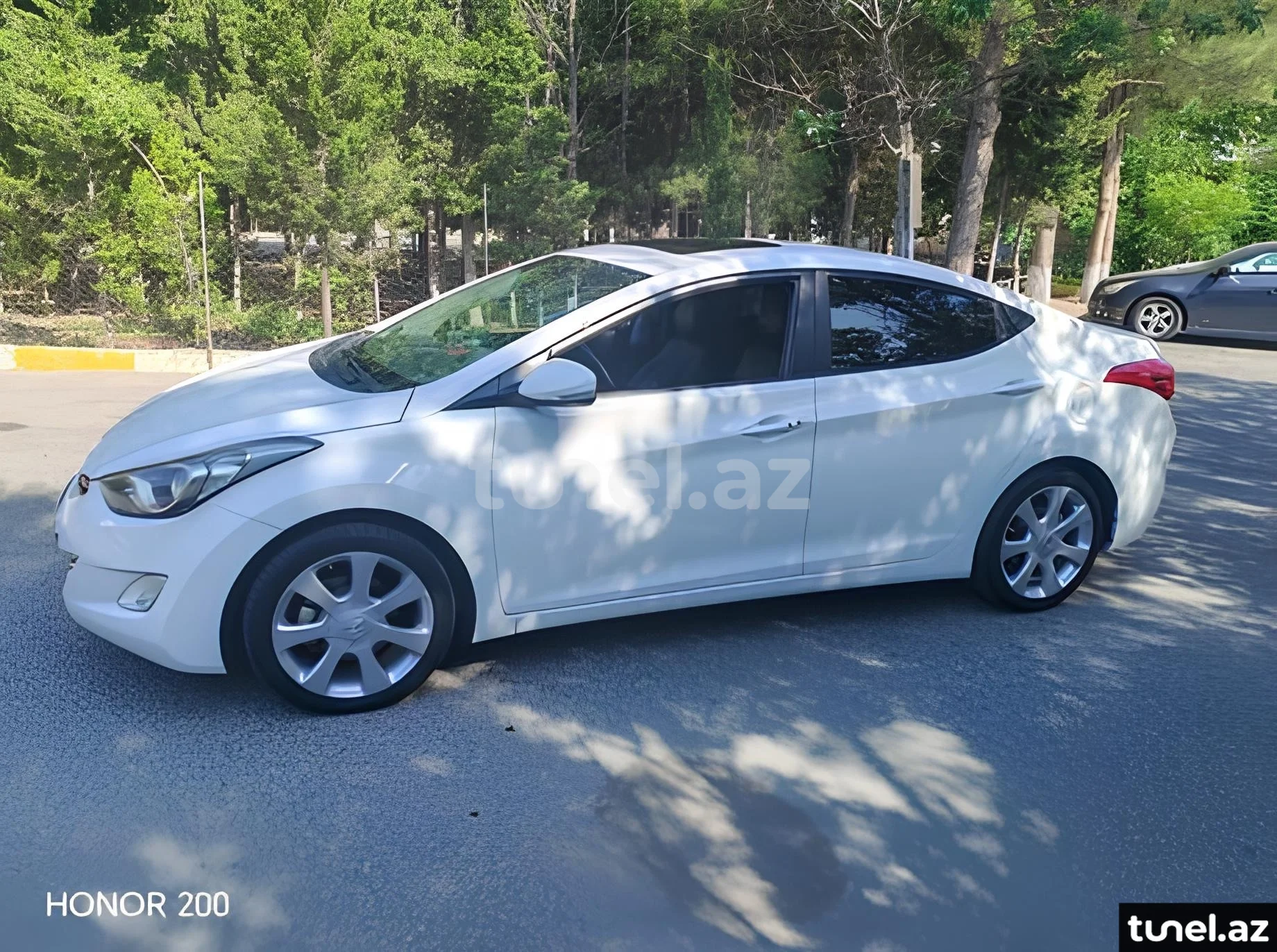 Hyundai Elantra 2013