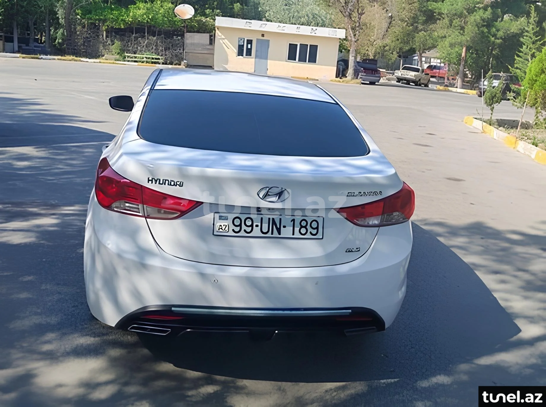 Hyundai Elantra 2013