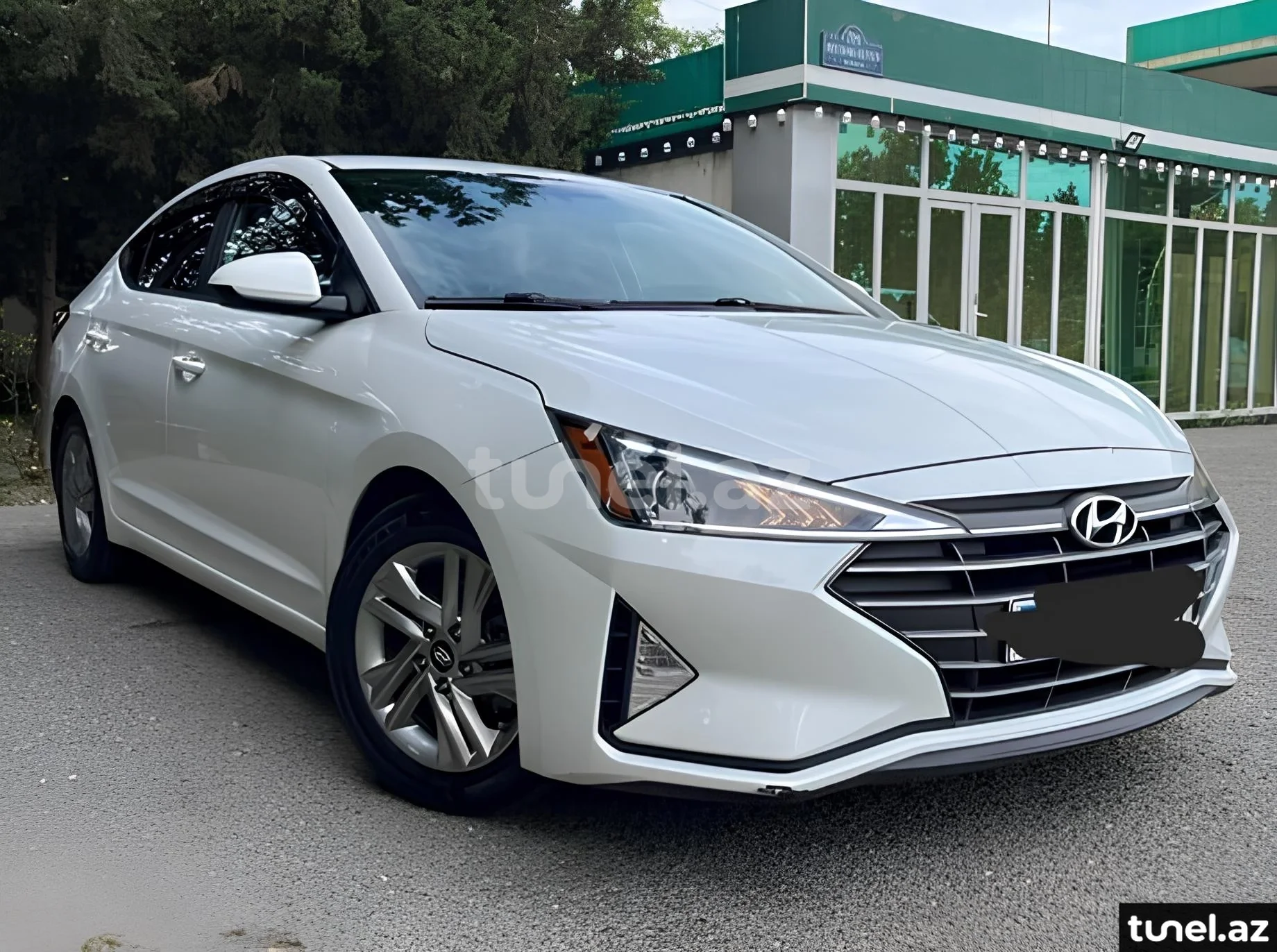 Hyundai Elantra 2019