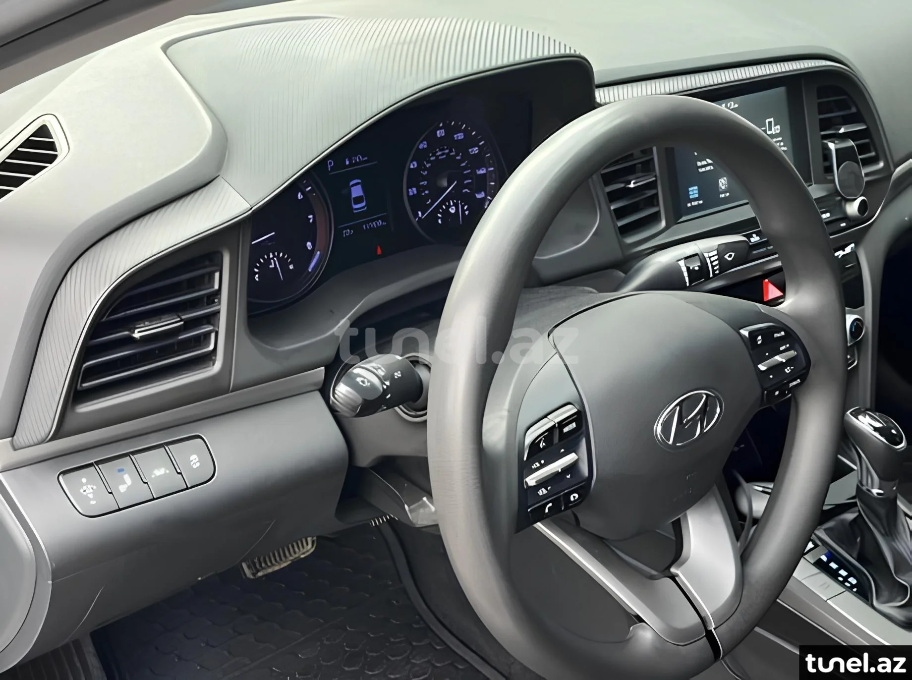 Hyundai Elantra 2019