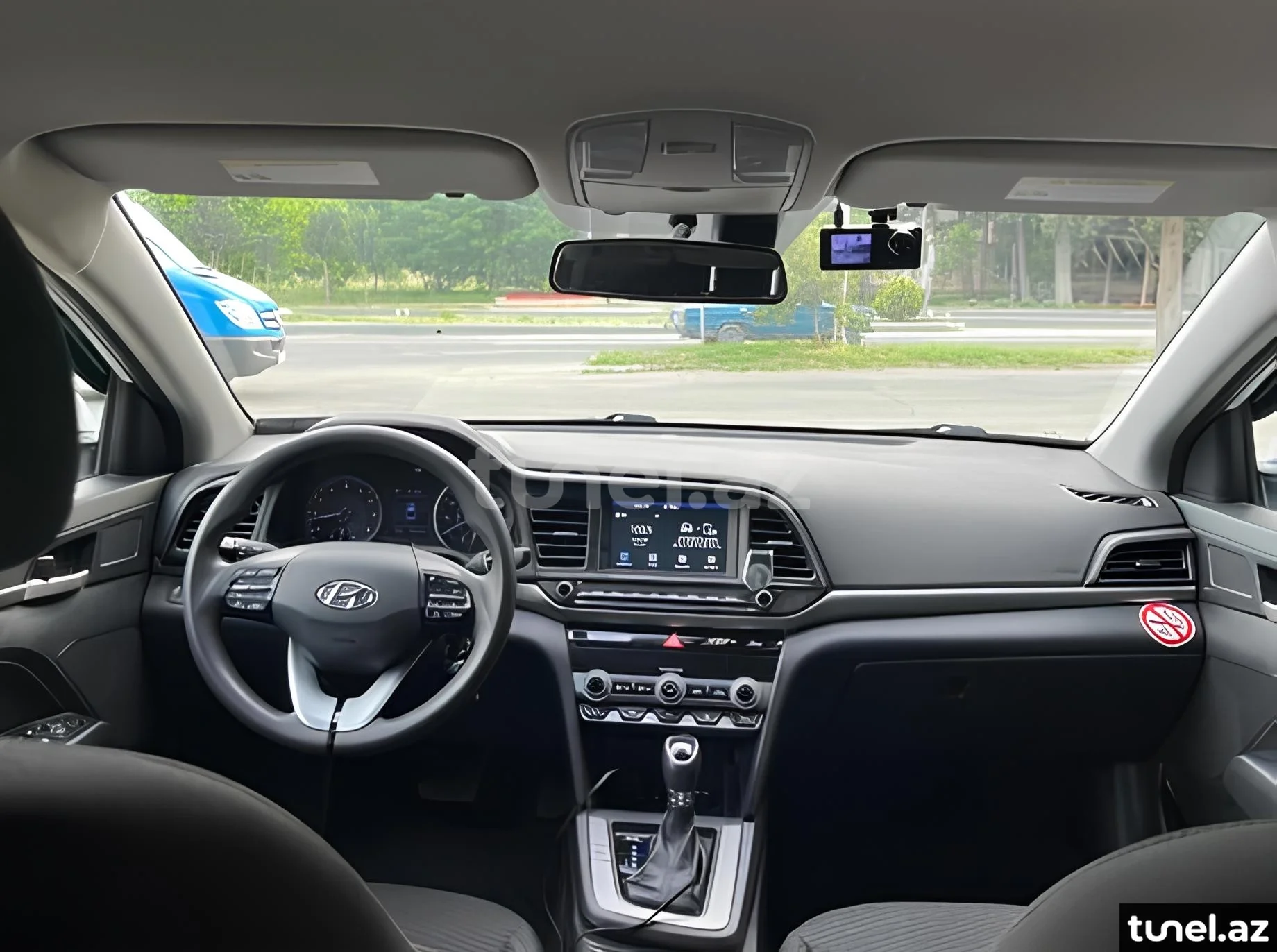 Hyundai Elantra 2019