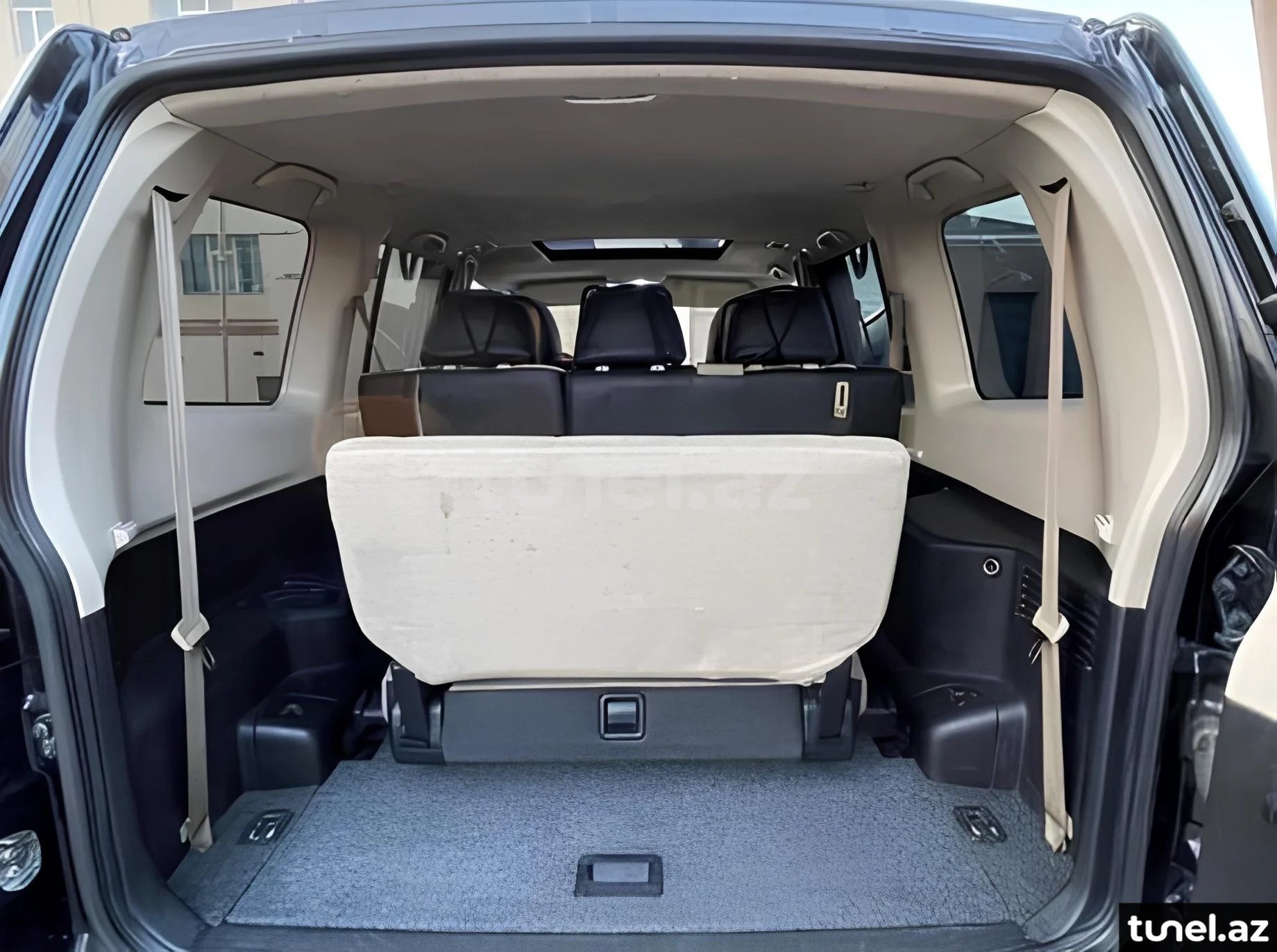 Mitsubishi Pajero 2004