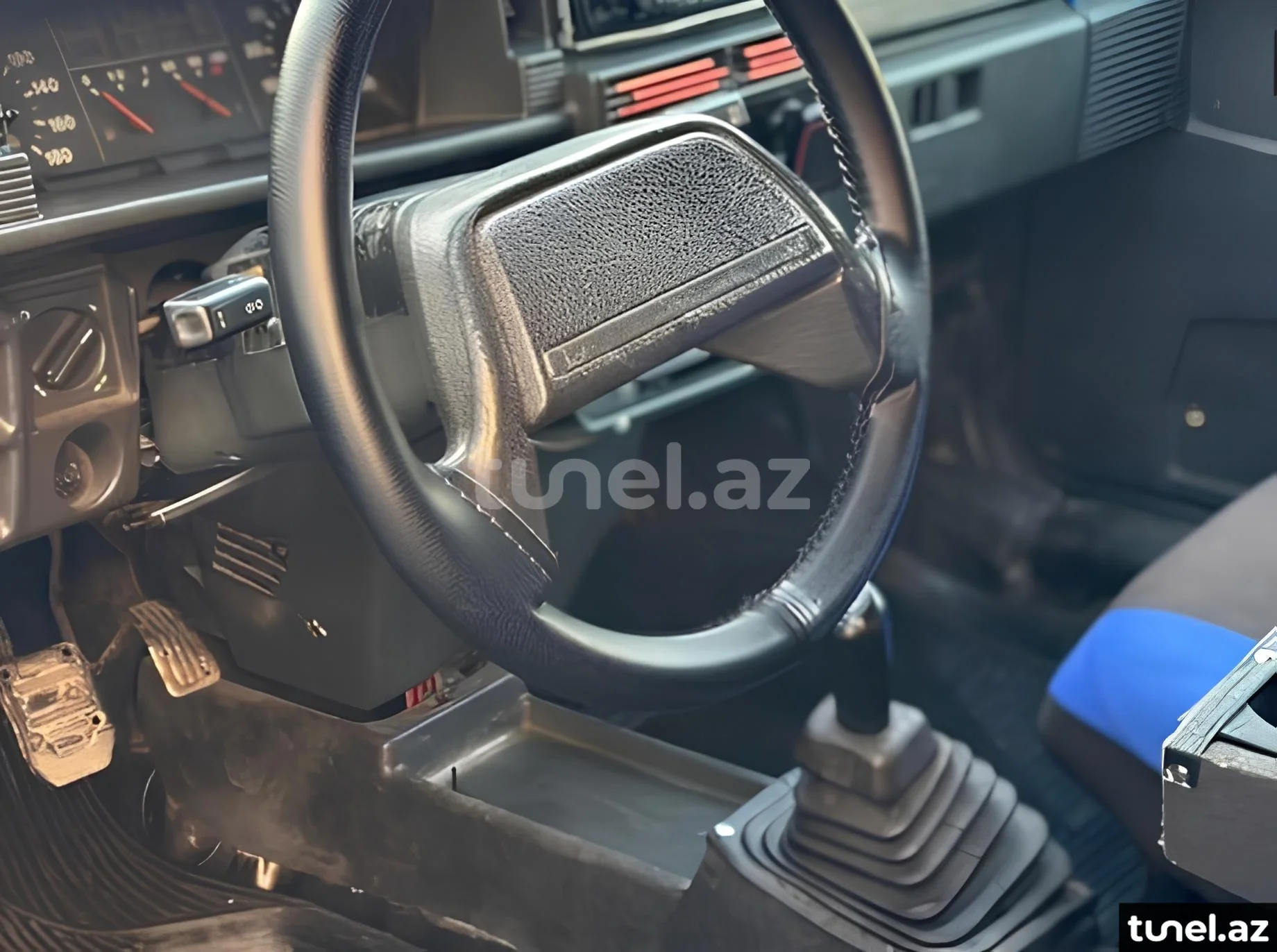 LADA (VAZ) 21099 2001