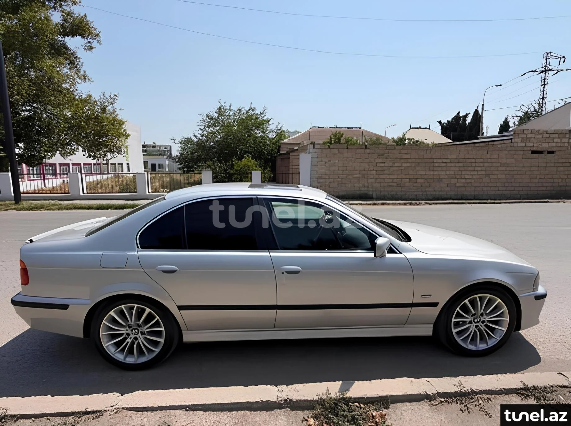 BMW 525 2000