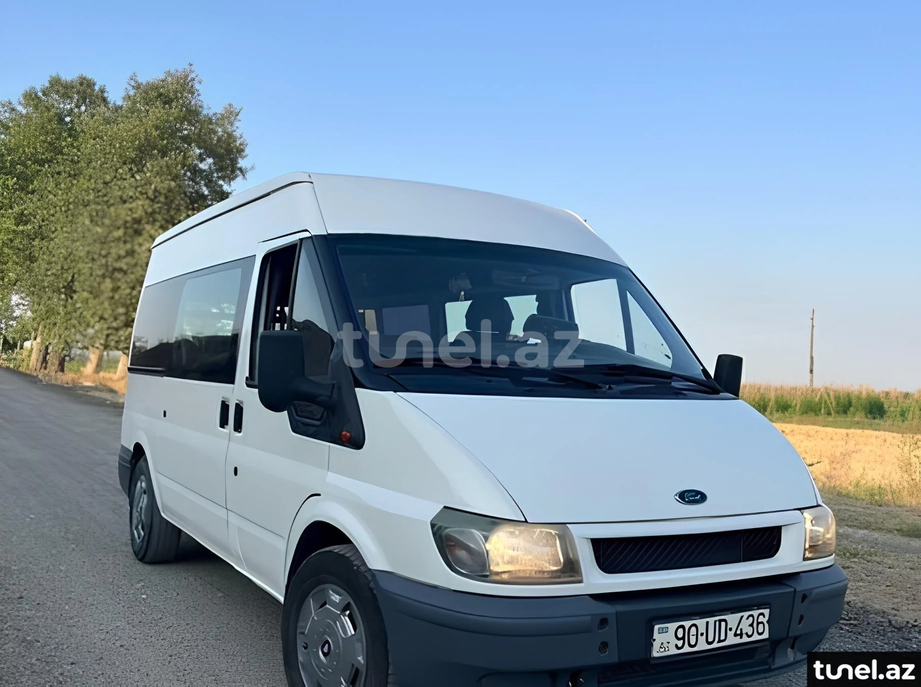 Ford Transit 2000