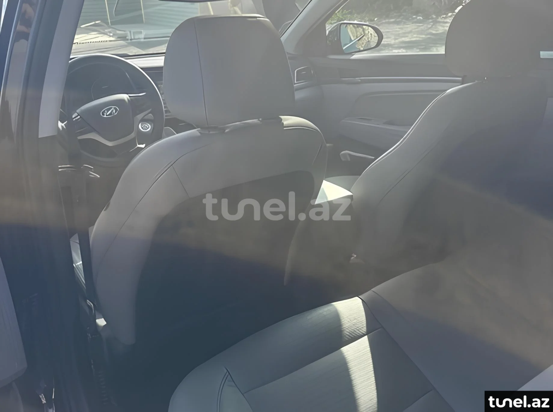Hyundai Elantra 2016