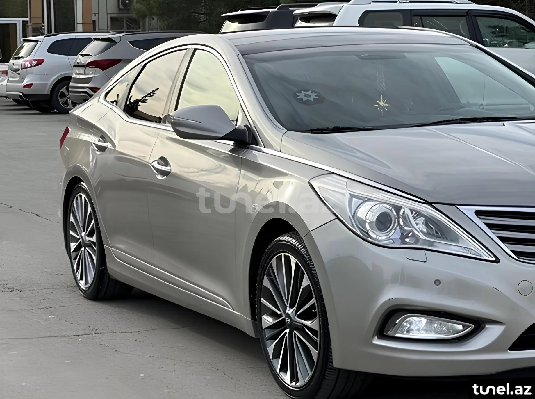 Hyundai Grandeur 2013