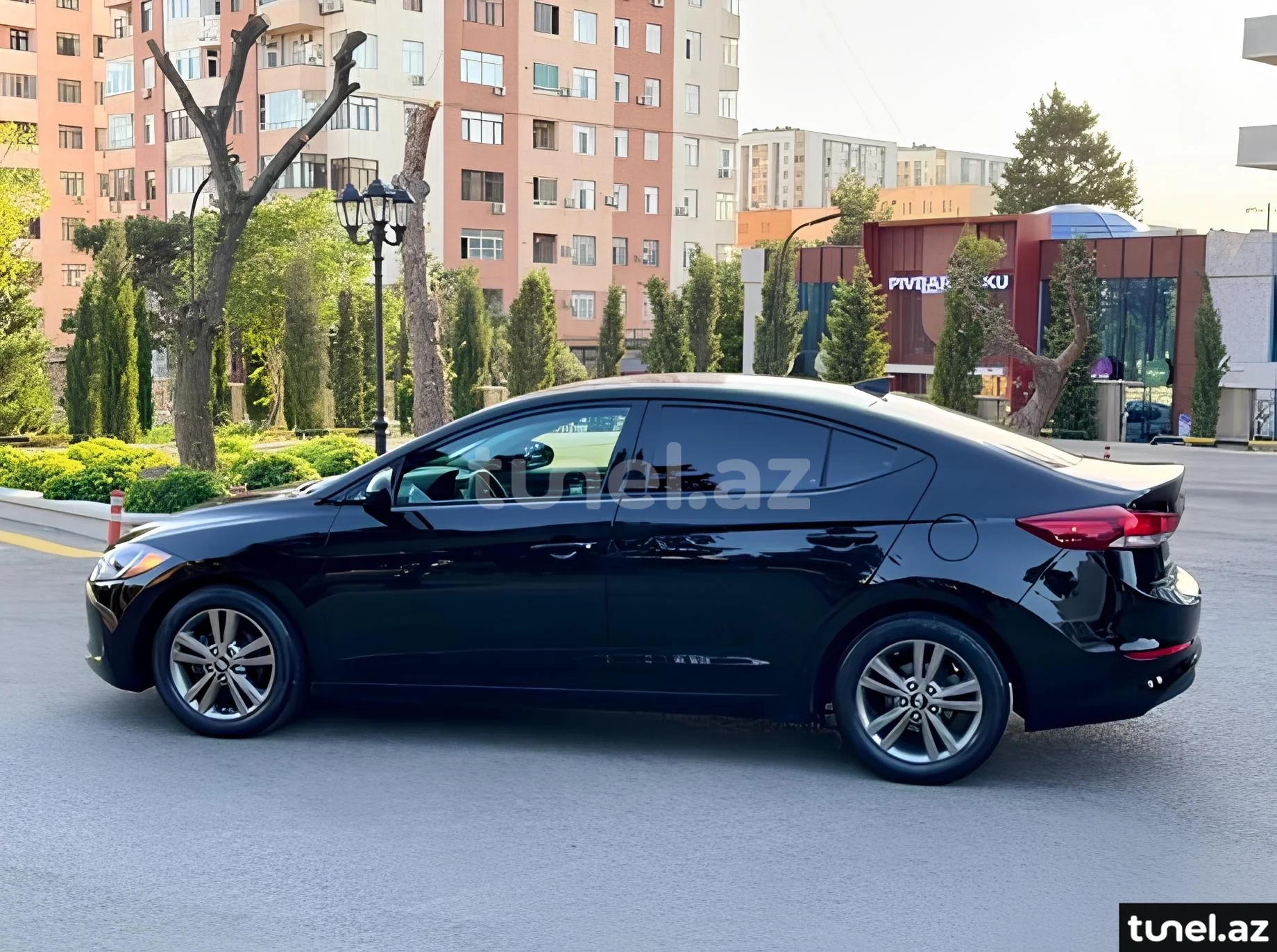 Hyundai Elantra 2018