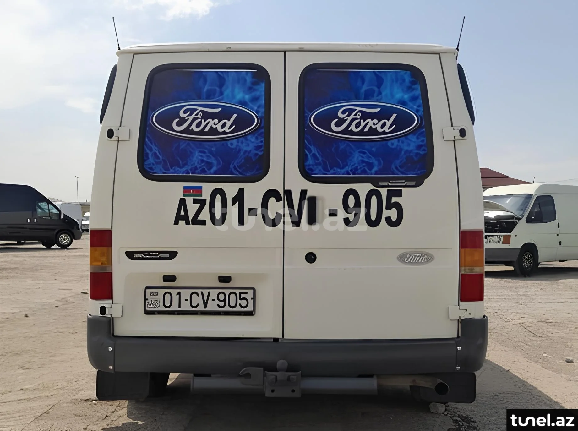Ford Transit 2000