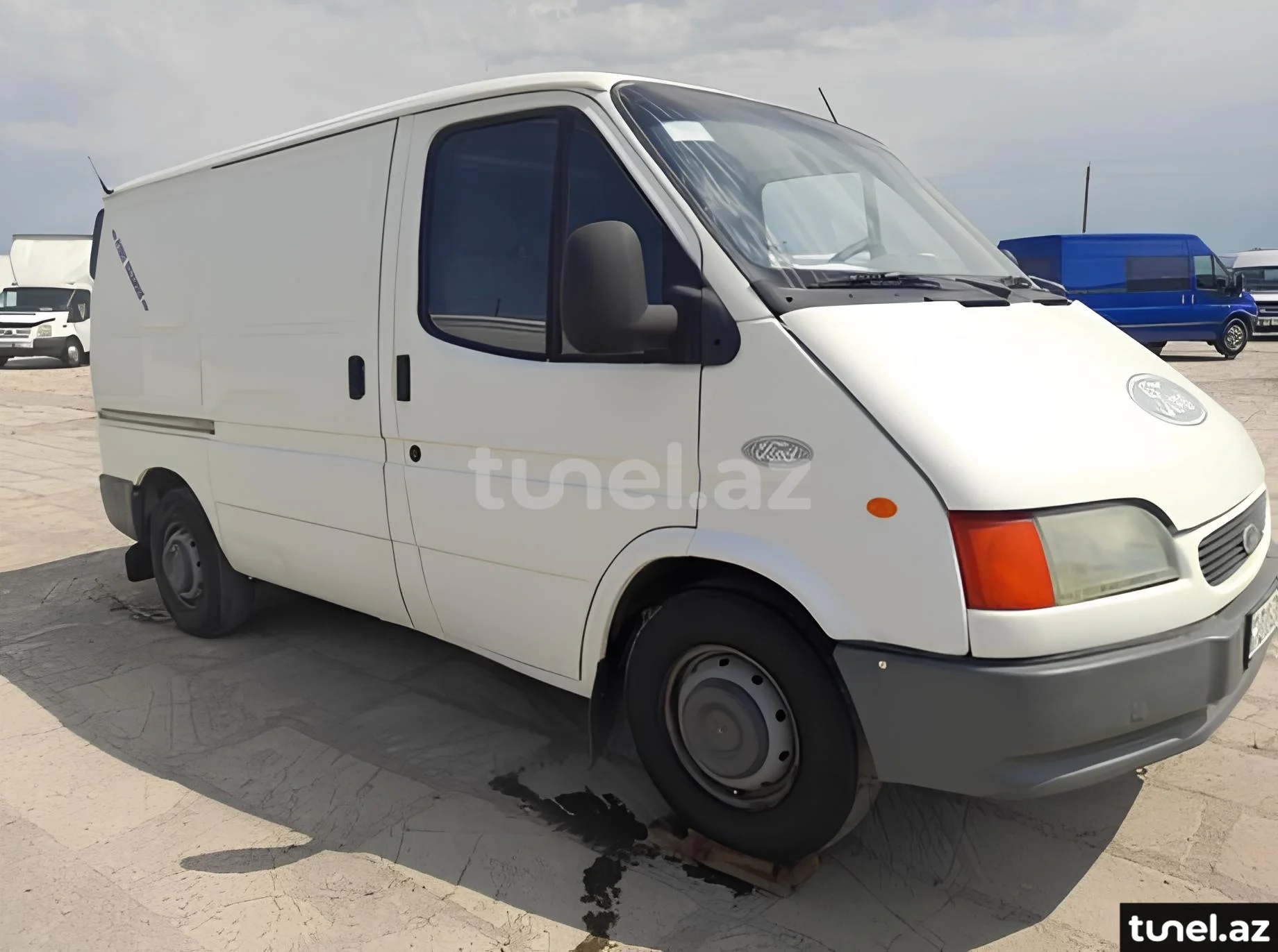 Ford Transit 2000