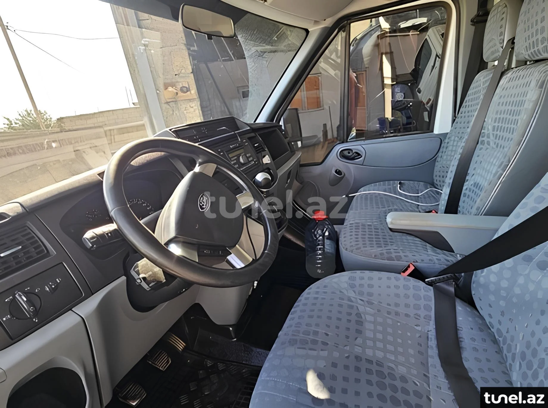 Ford Transit 2011