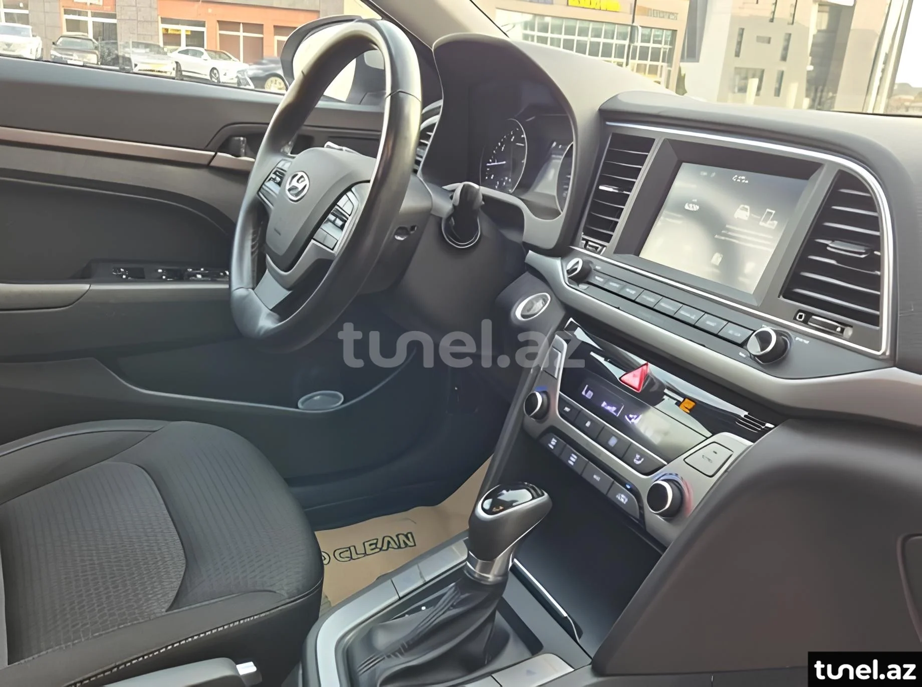 Hyundai Elantra 2017