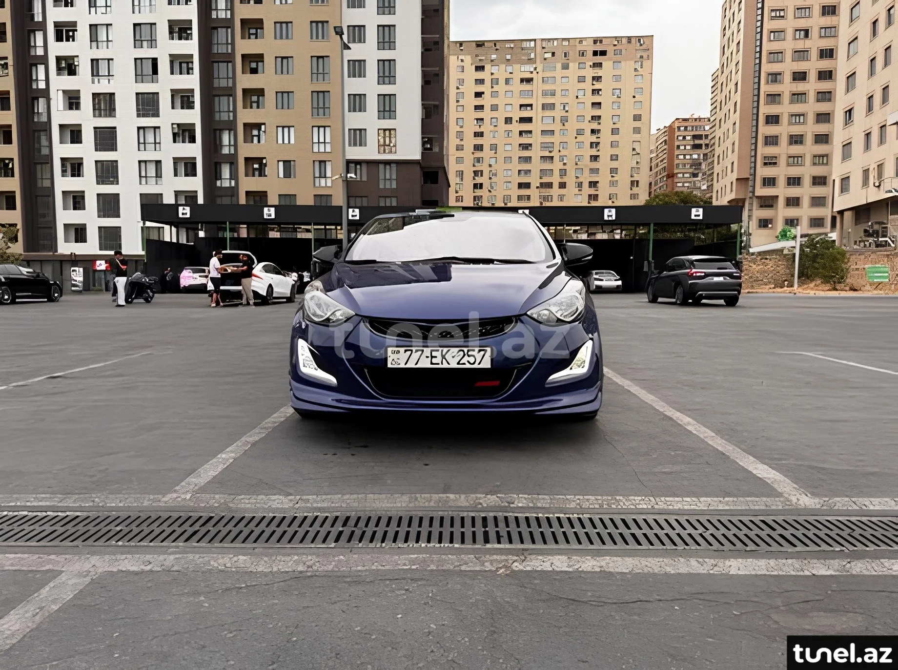 Hyundai Elantra 2012