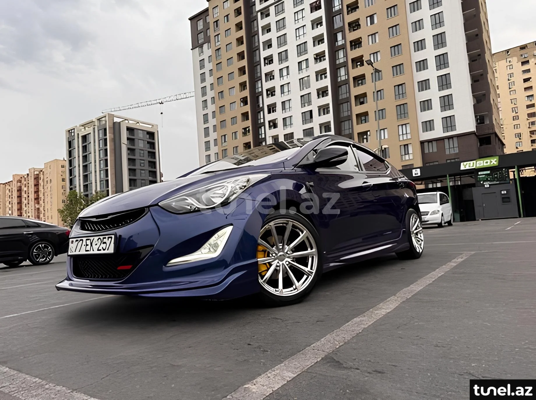 Hyundai Elantra 2012