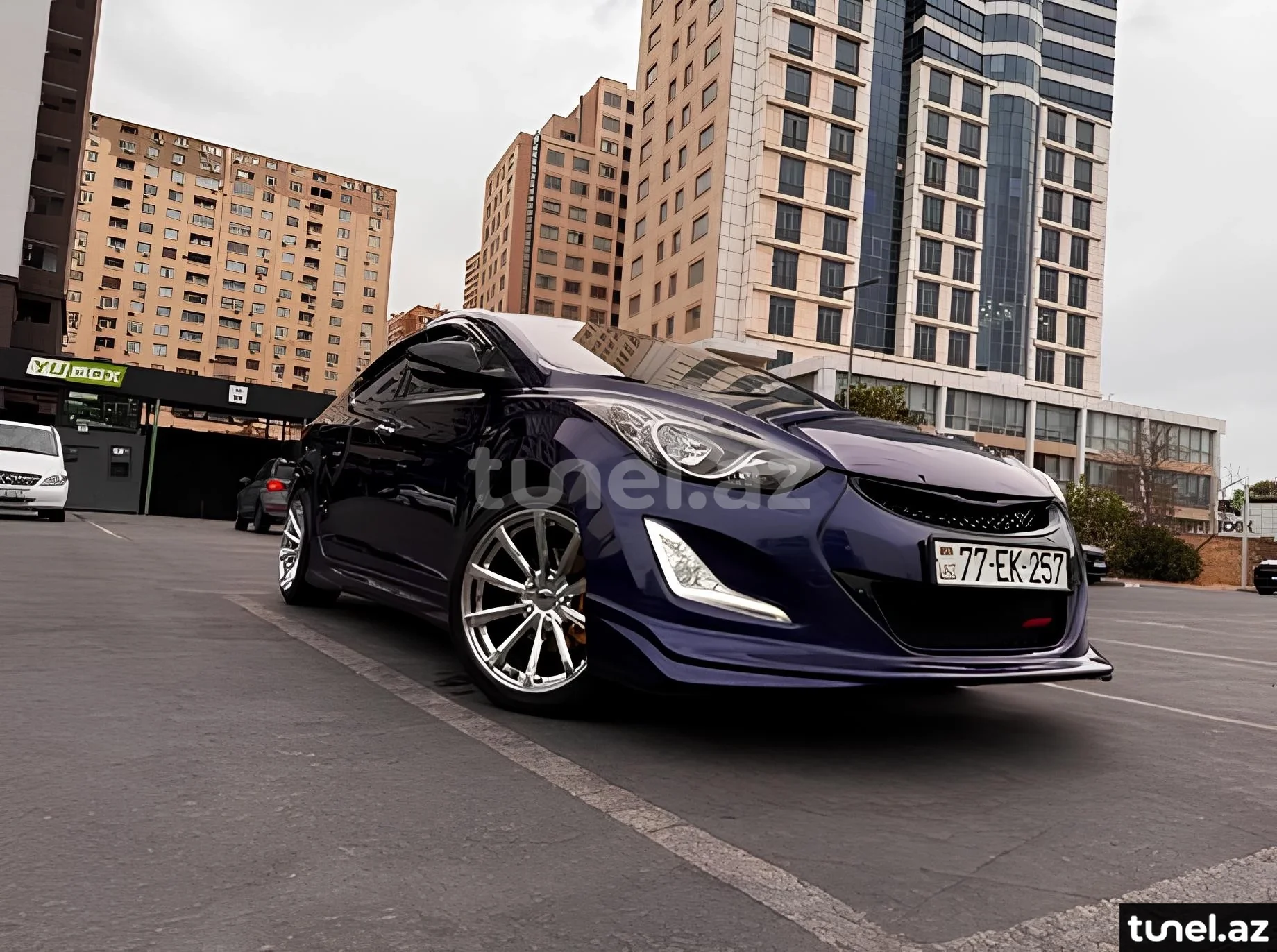 Hyundai Elantra 2012