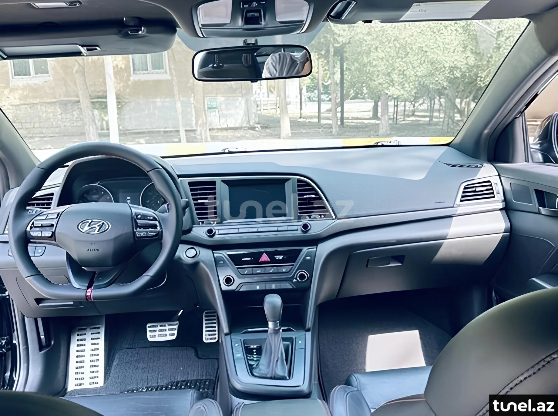 Hyundai Elantra 2017