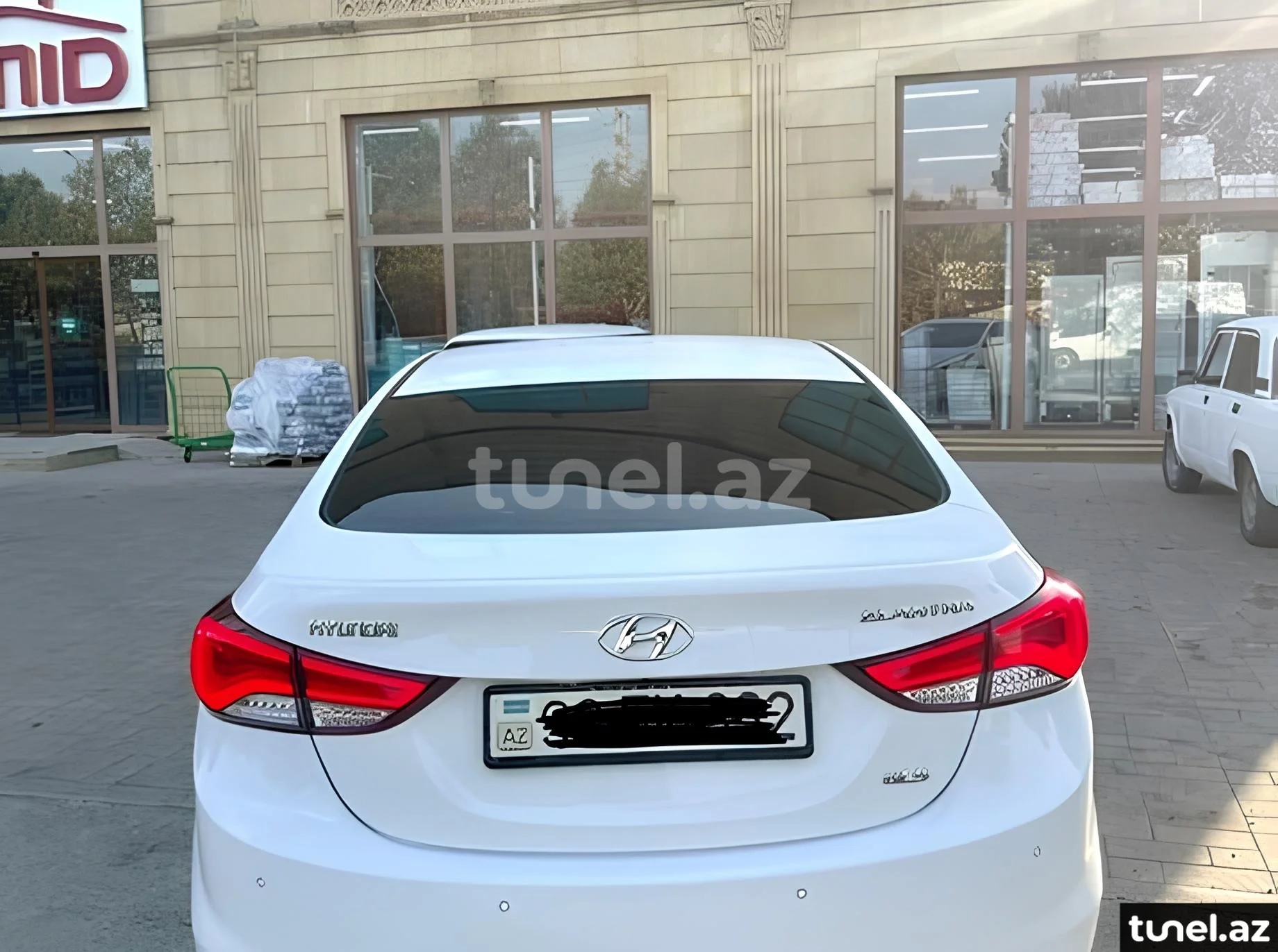 Hyundai Elantra 2013