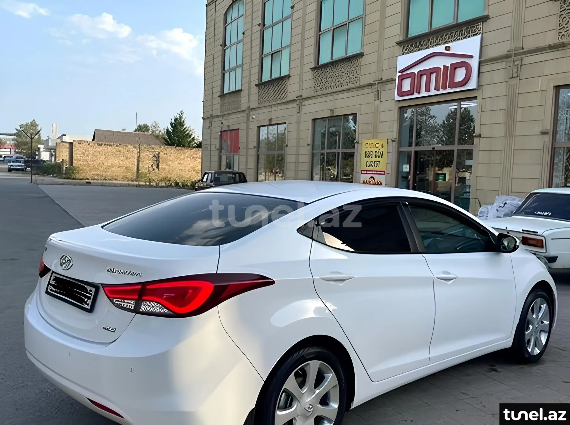 Hyundai Elantra 2013