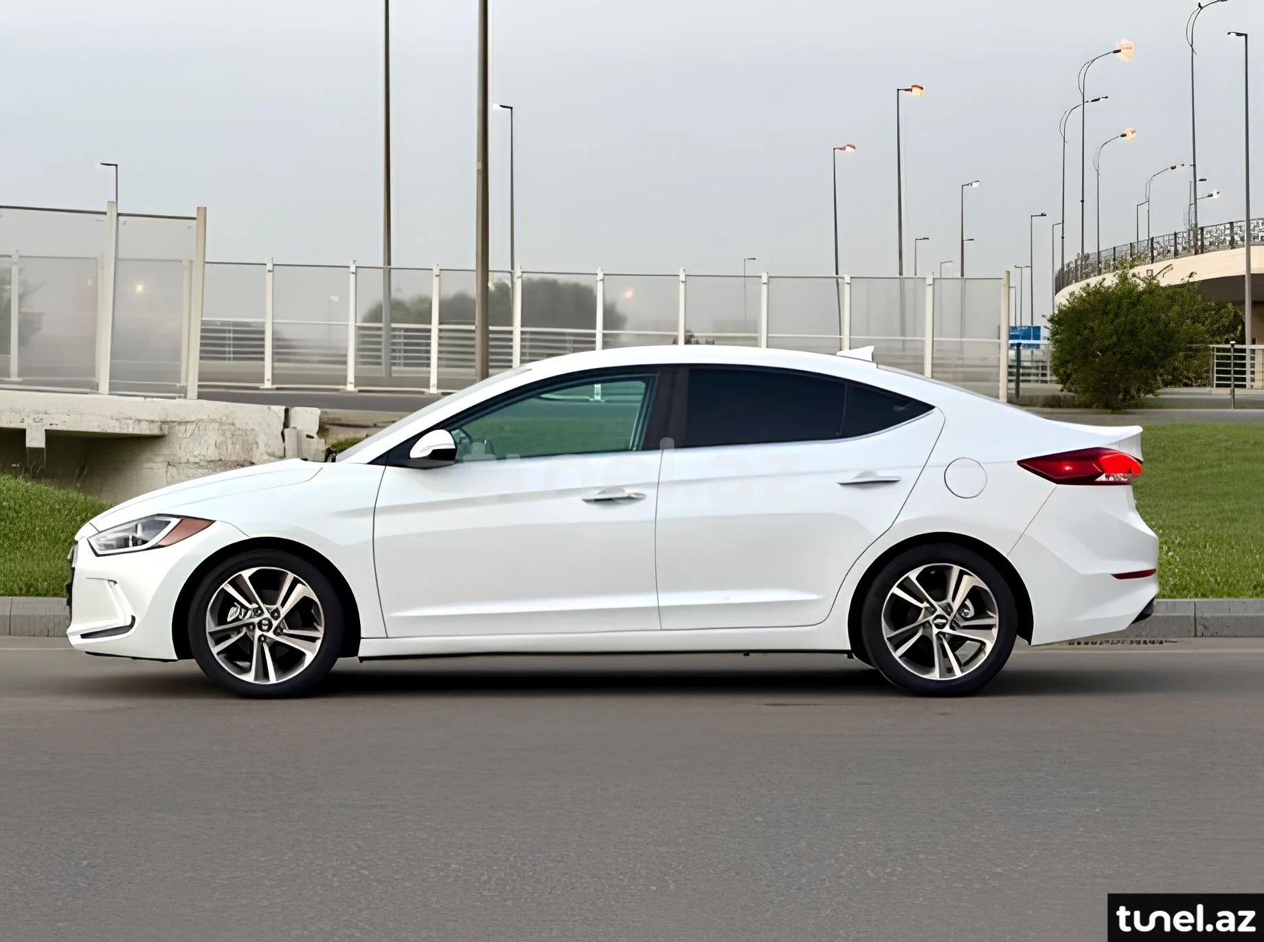 Hyundai Elantra 2016