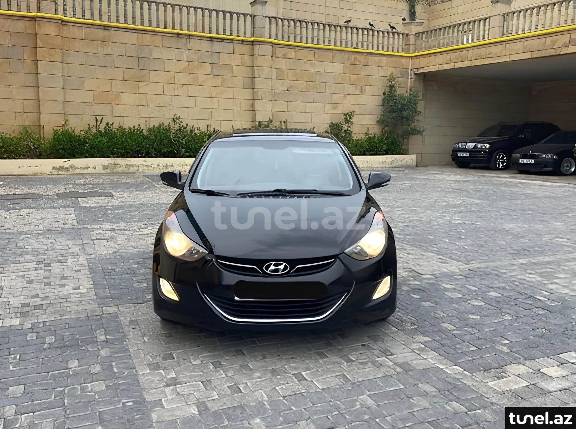 Hyundai Elantra 2011