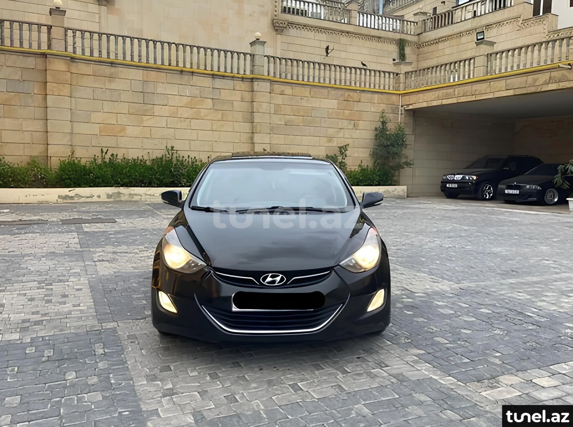 Hyundai Elantra 2011