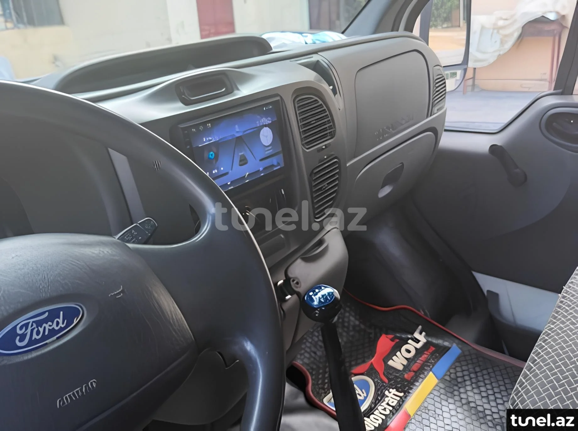 Ford Transit 2000