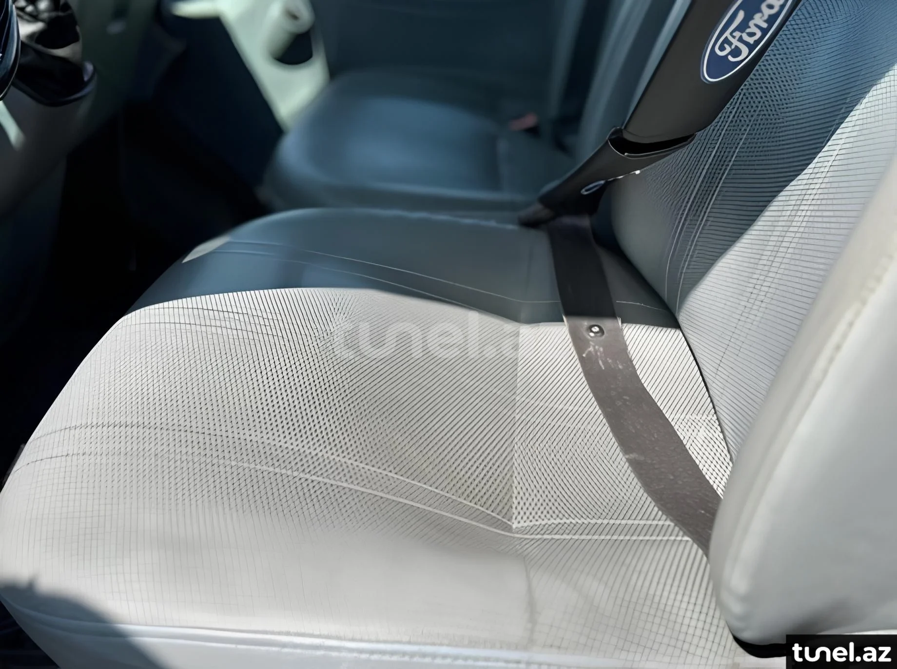 Ford Transit 2010