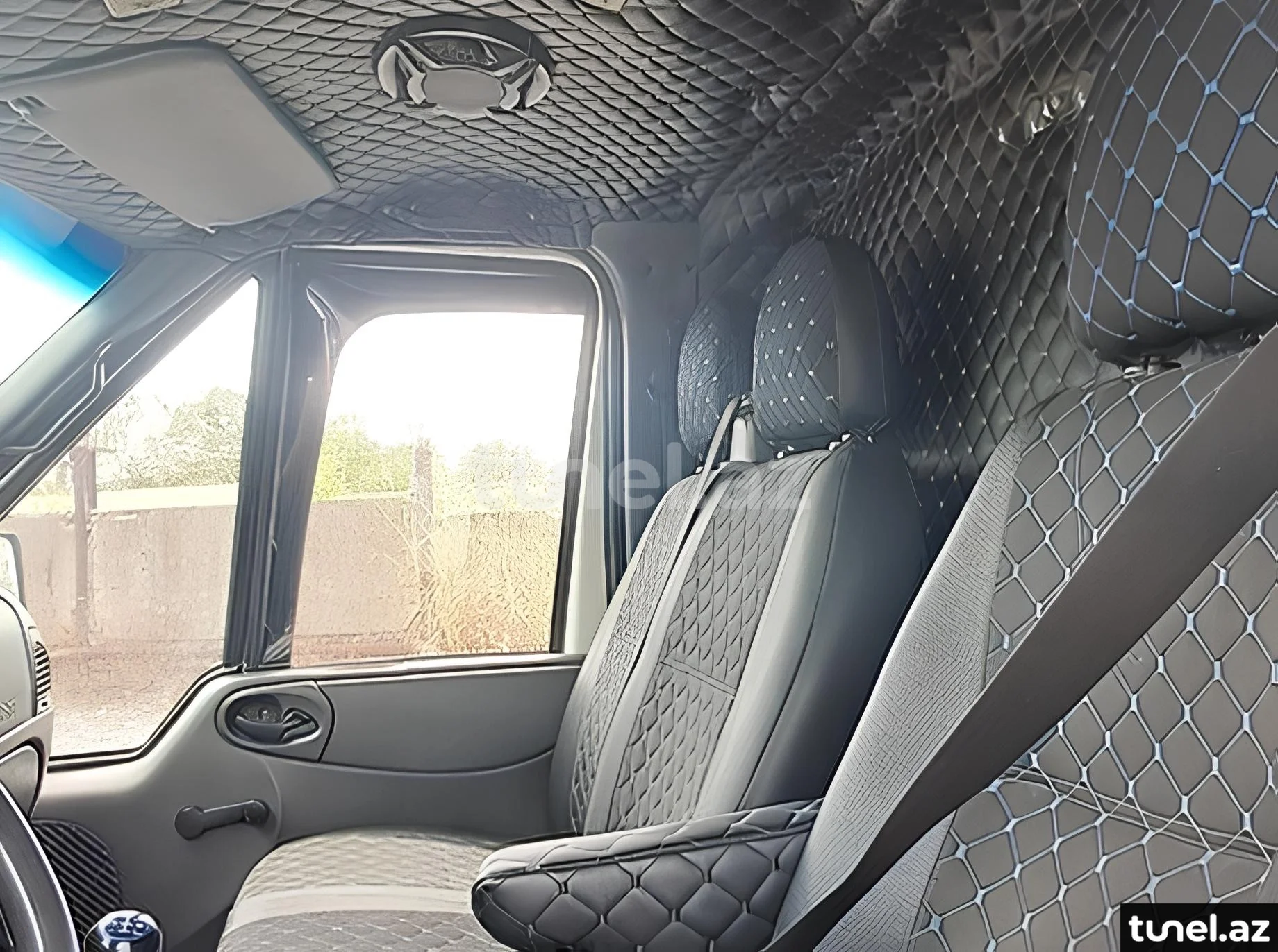 Ford Transit 2003