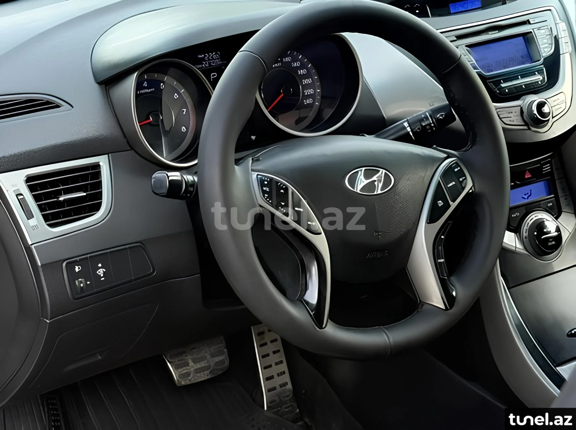 Hyundai Elantra 2013