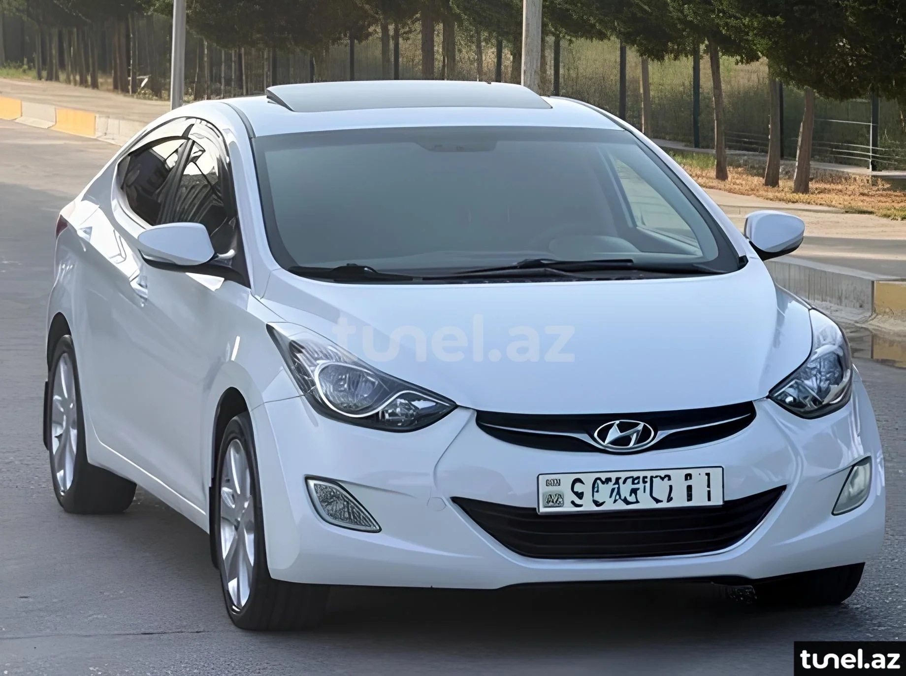 Hyundai Elantra 2013