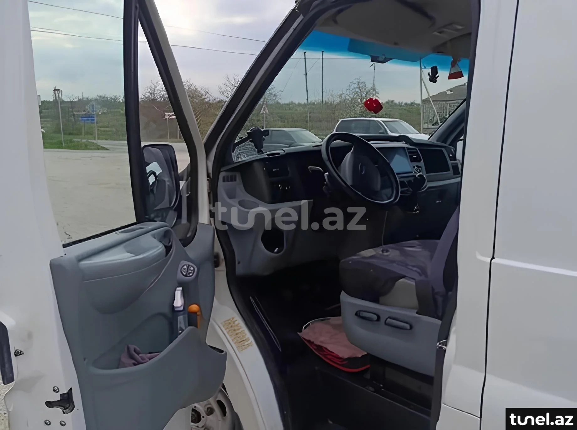 Ford Transit 2011