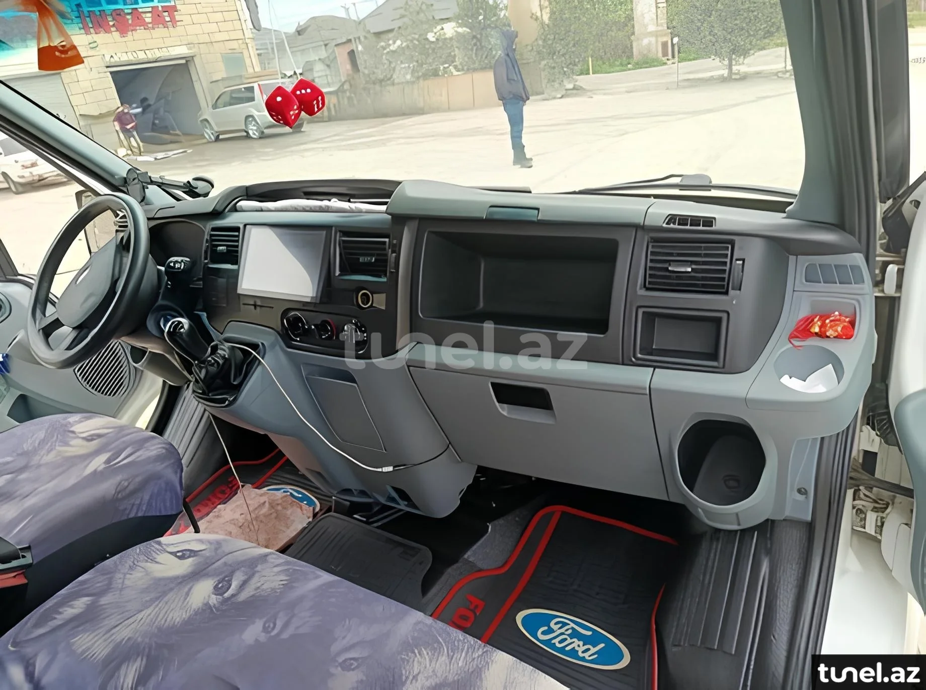 Ford Transit 2011