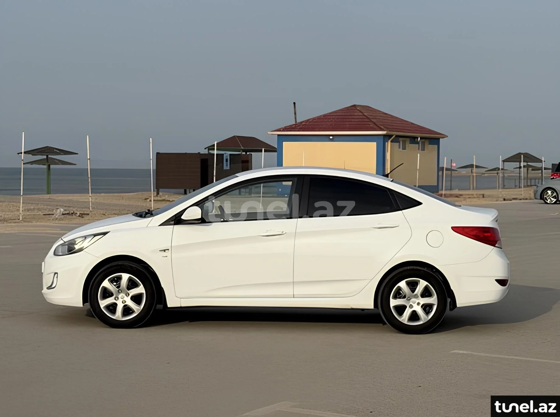 Hyundai Accent 2013