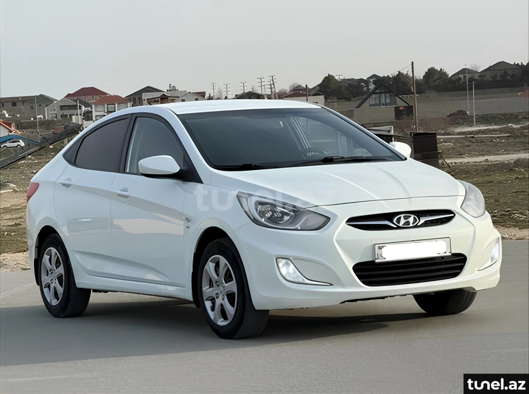 Hyundai Accent 2013