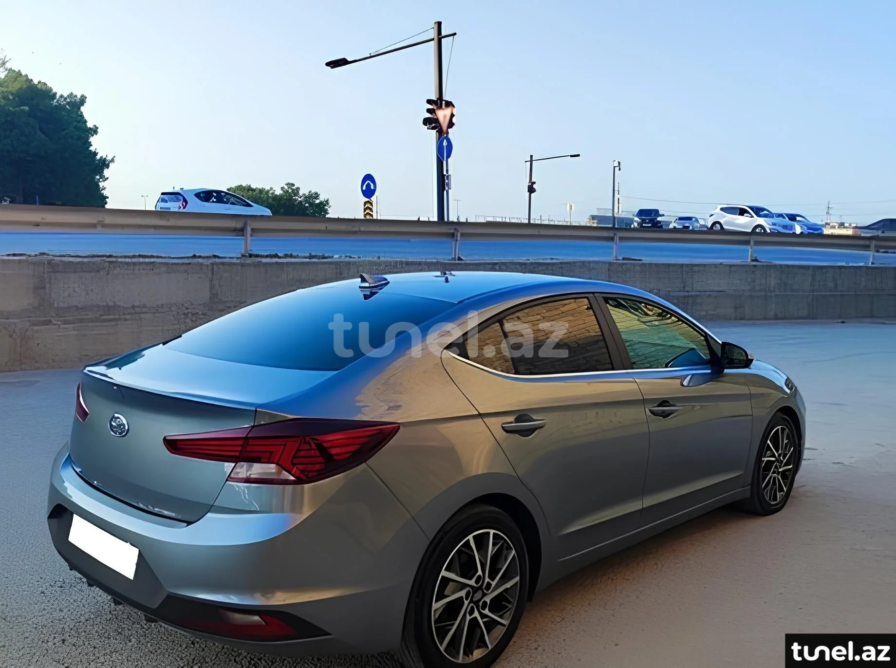 Hyundai Elantra 2019
