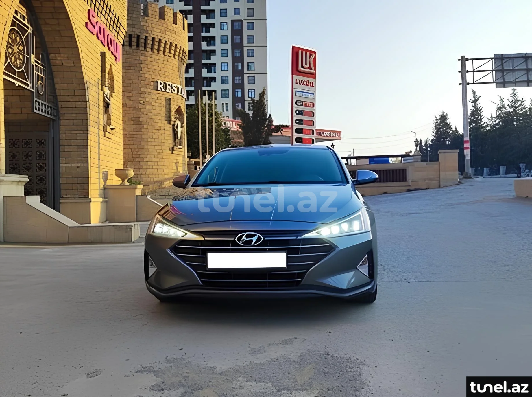 Hyundai Elantra 2019