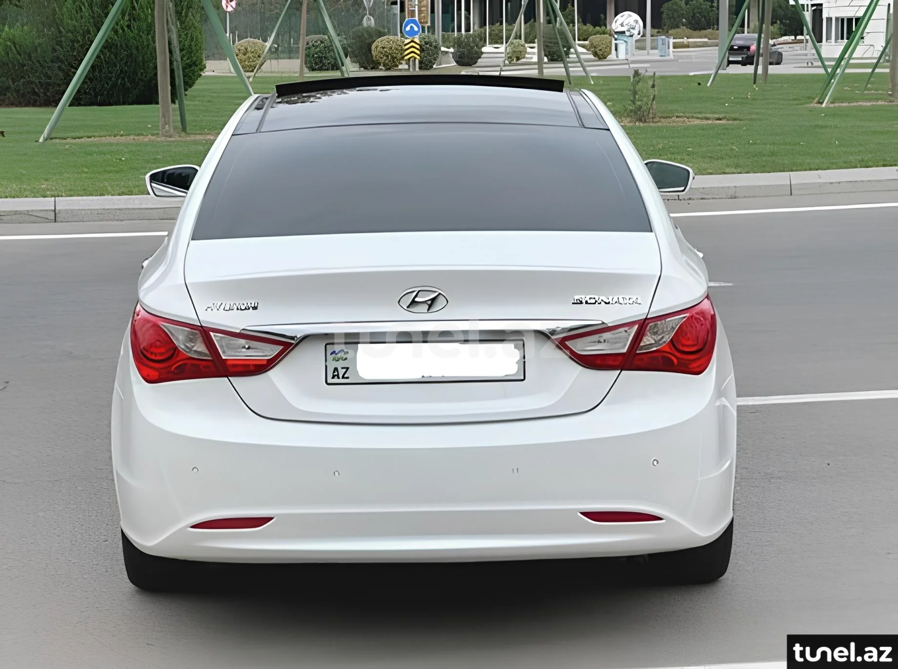 Hyundai Sonata 2011