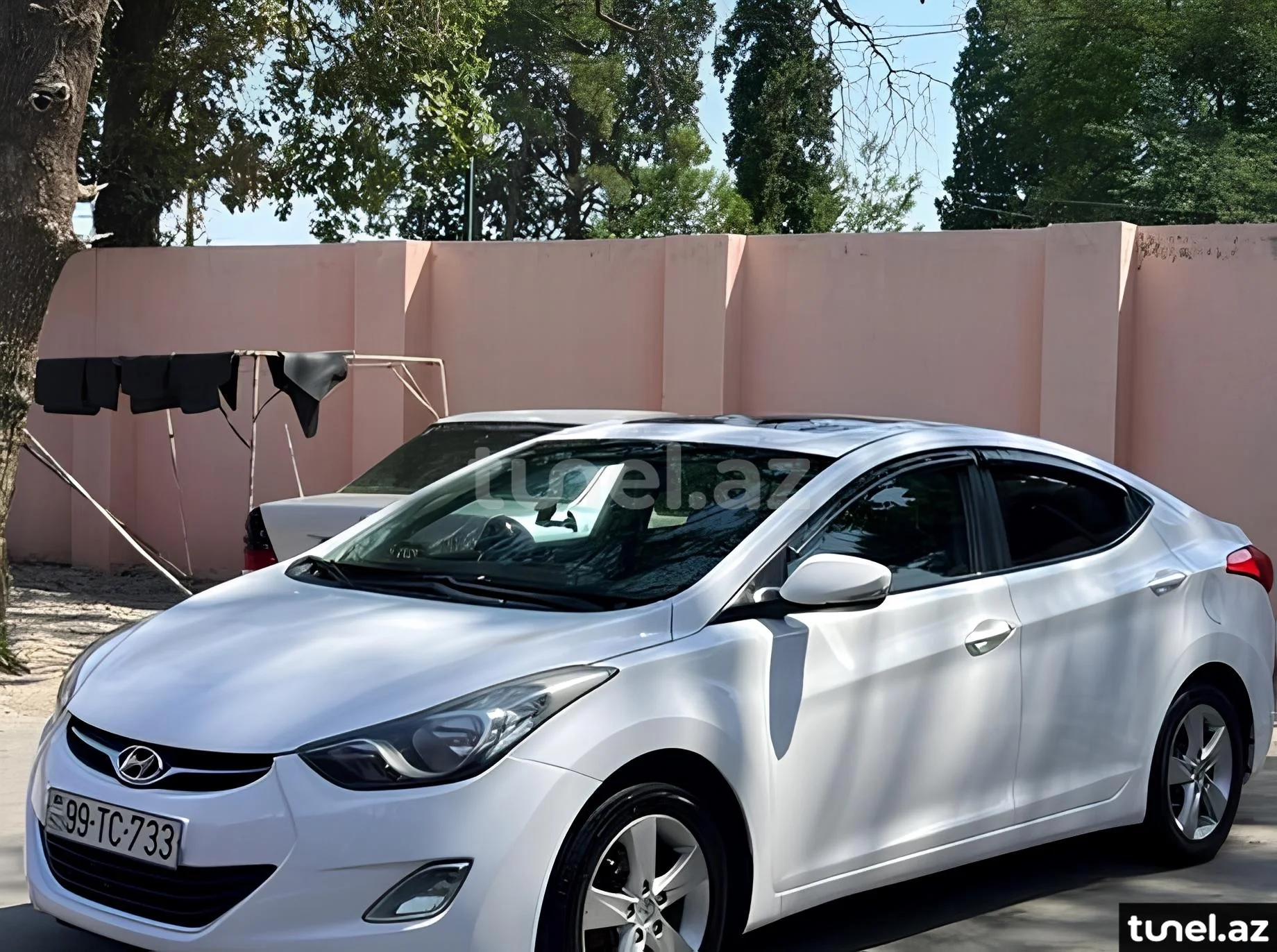 Hyundai Elantra 2012