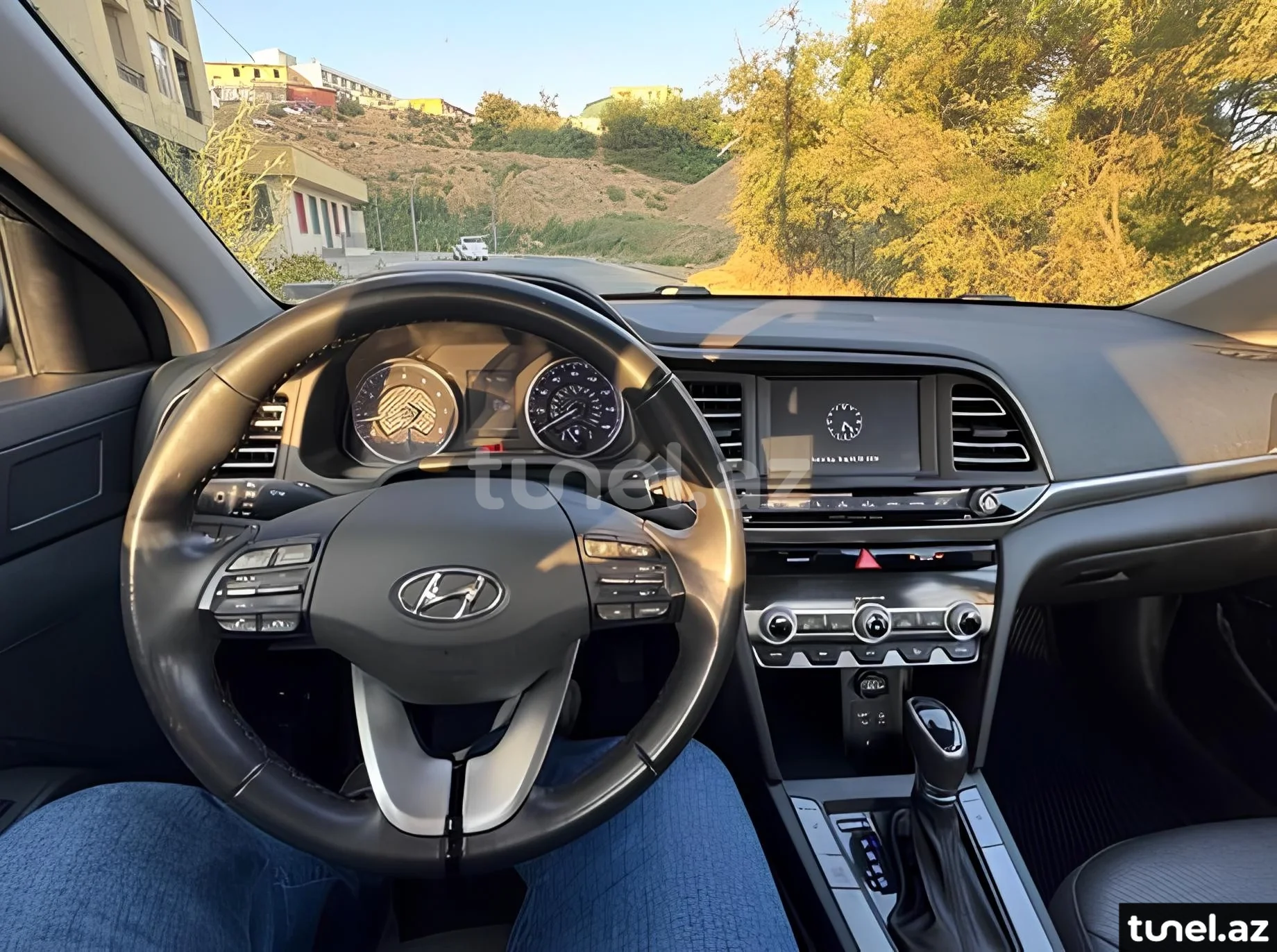 Hyundai Elantra 2019