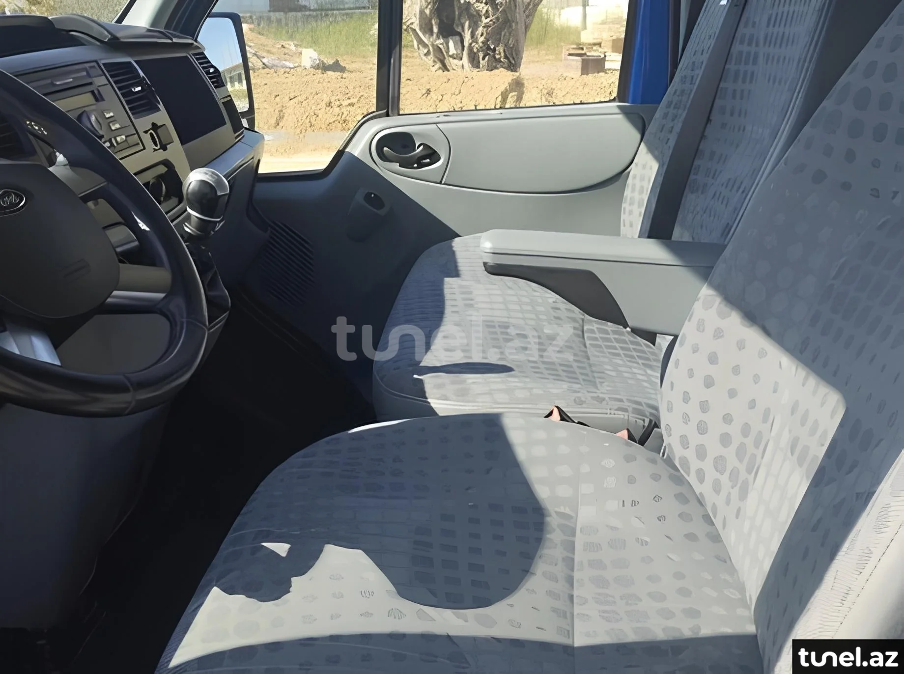 Ford Transit 2010