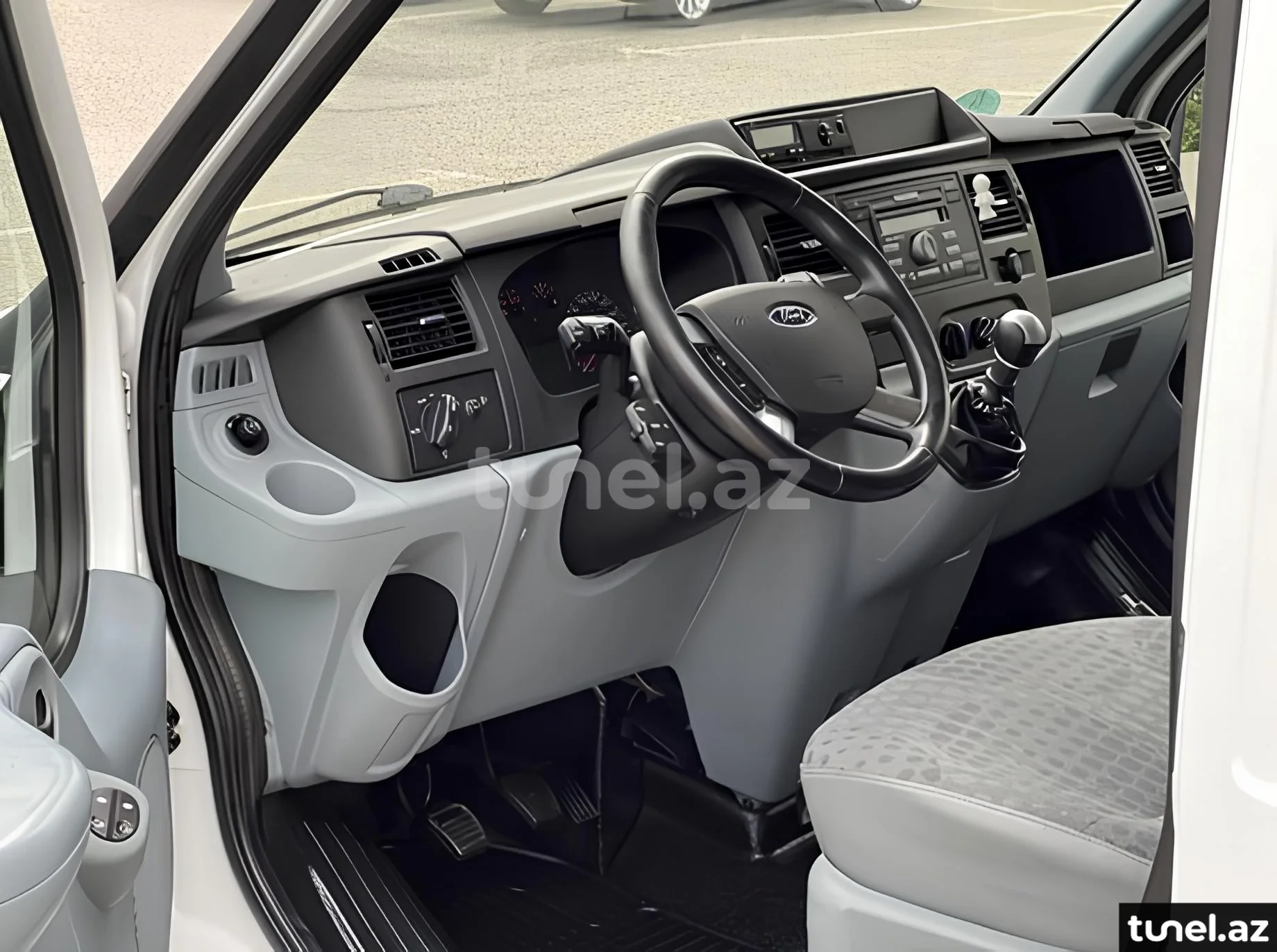 Ford Transit 2013